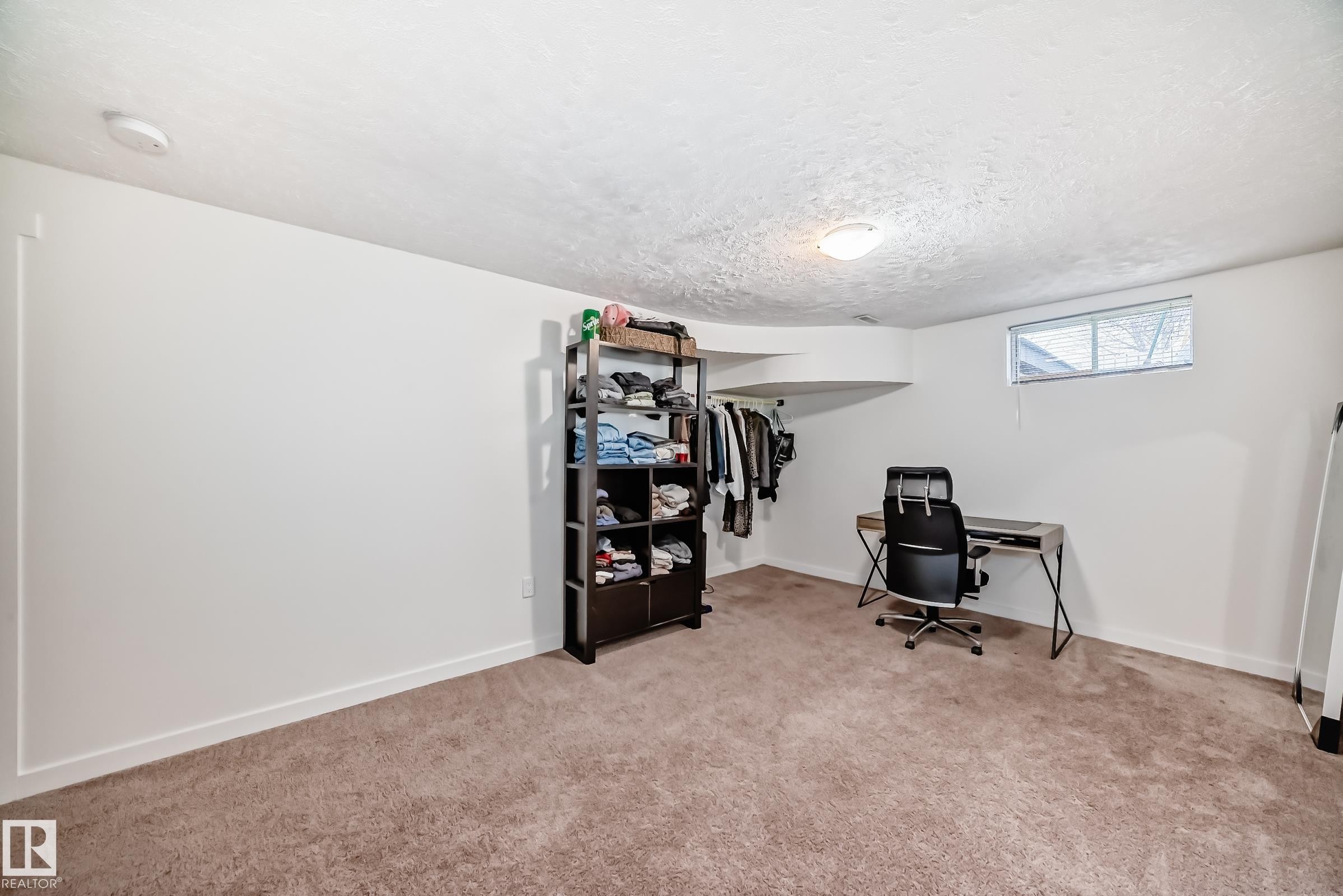 75 Amberly Court, Edmonton, AB