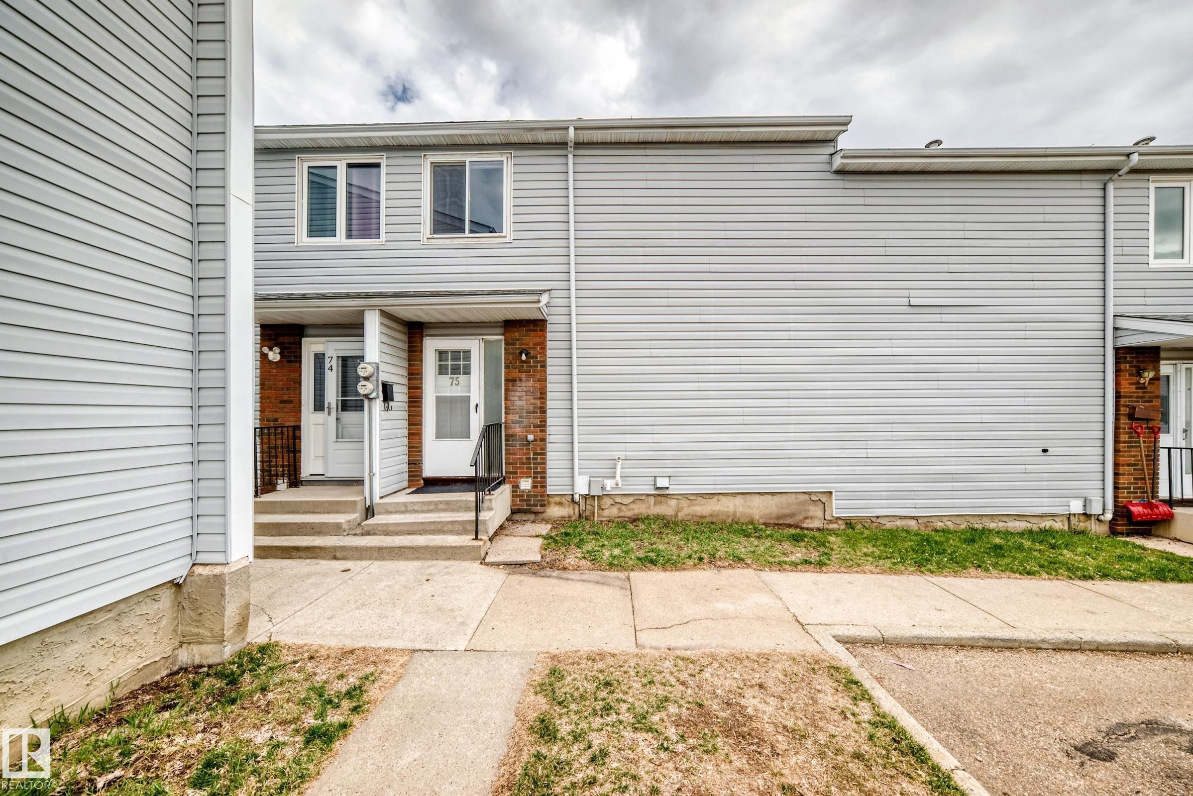 75 Amberly Court, Edmonton, AB