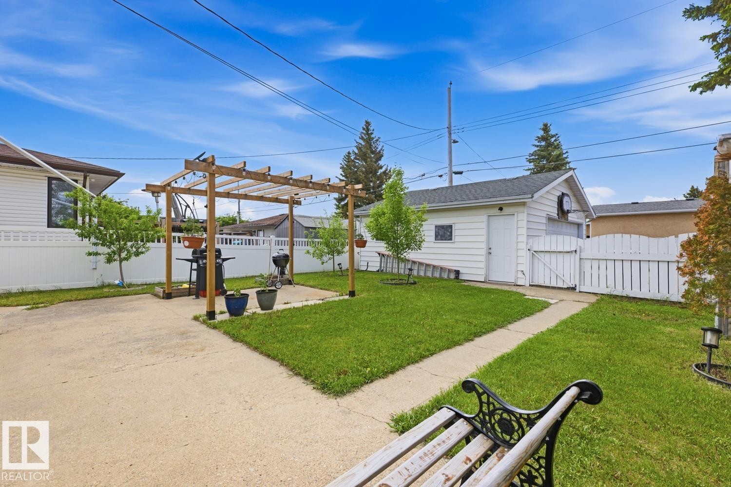 7807 132 Avenue, Edmonton, AB