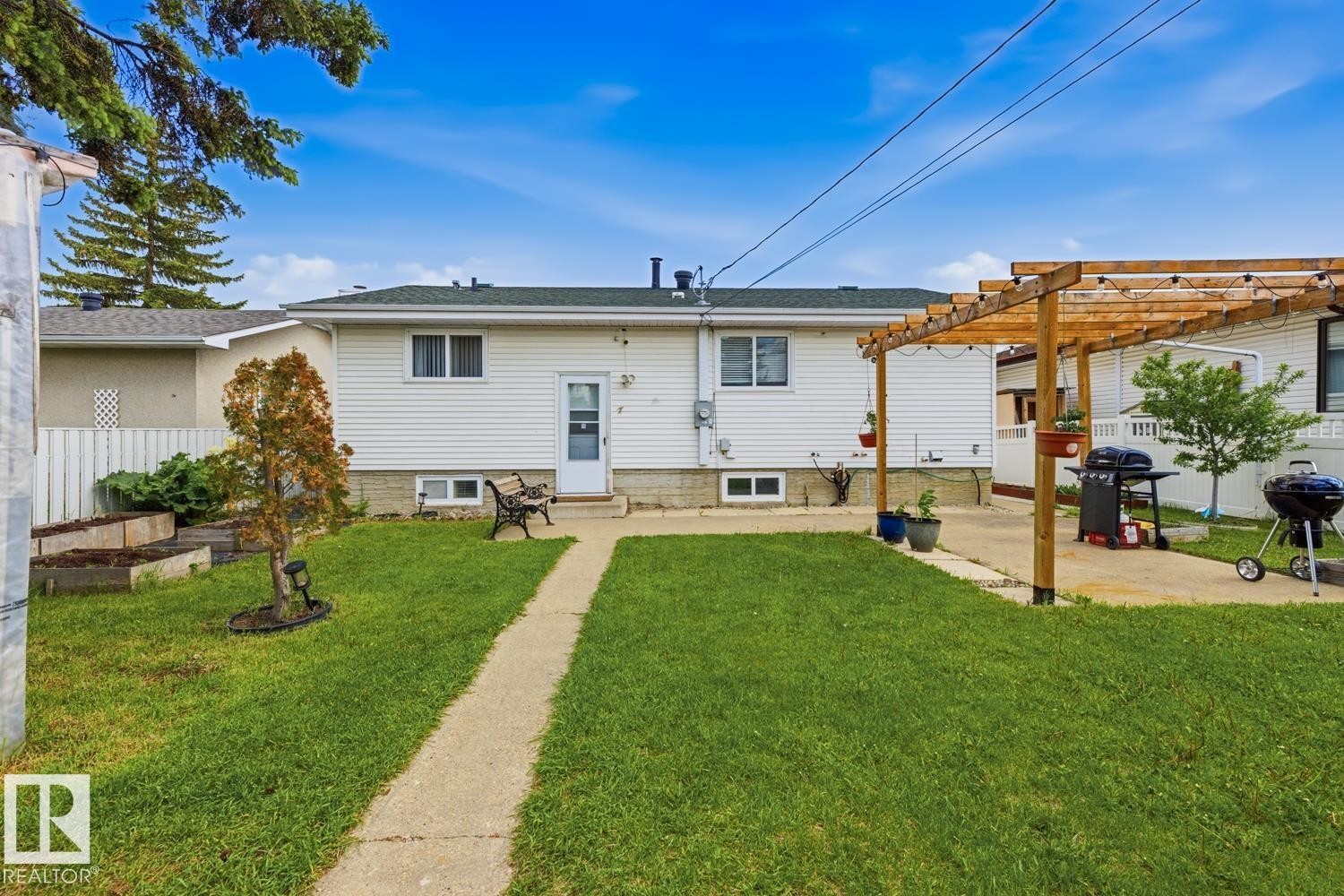 7807 132 Avenue, Edmonton, AB