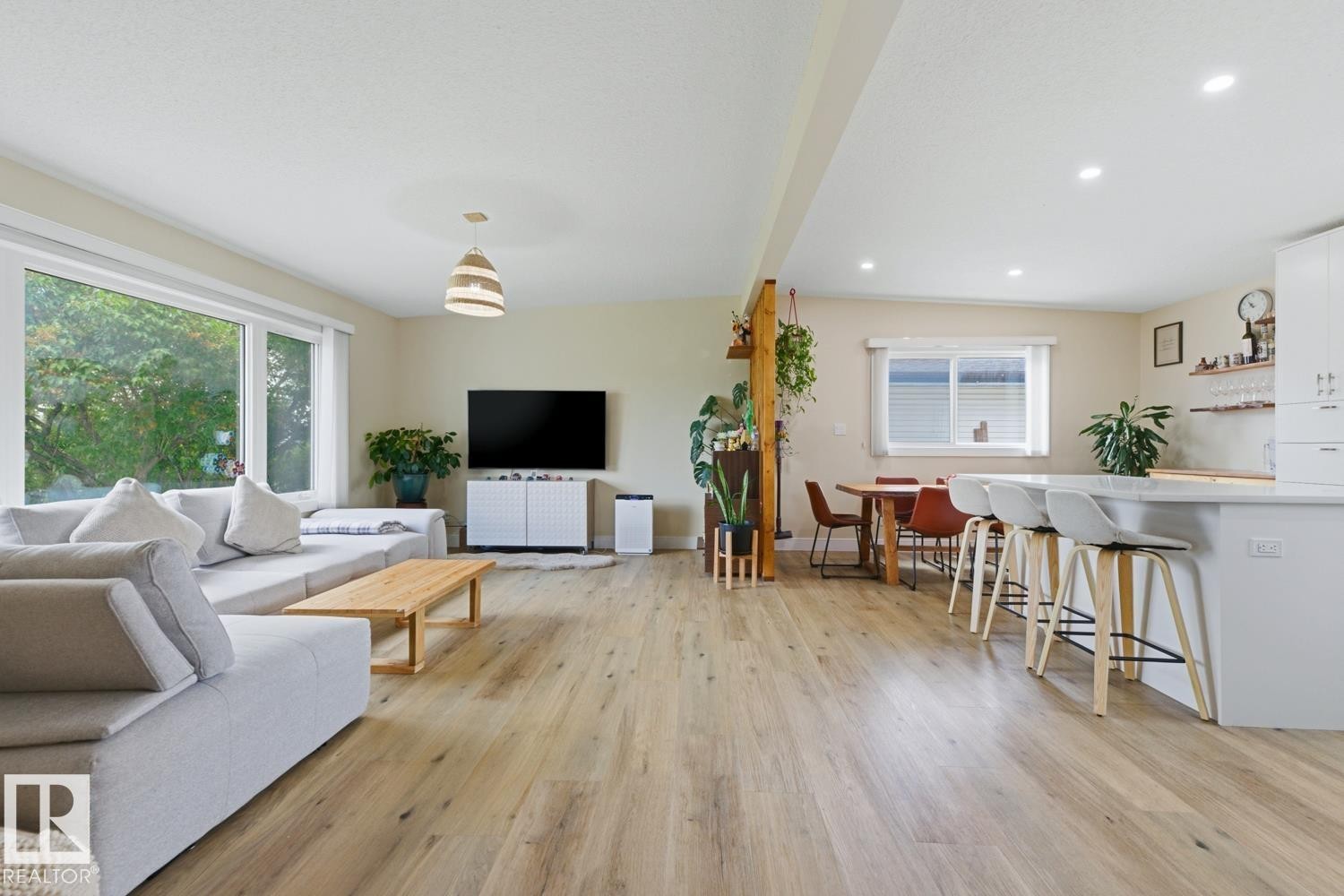 7807 132 Avenue, Edmonton, AB