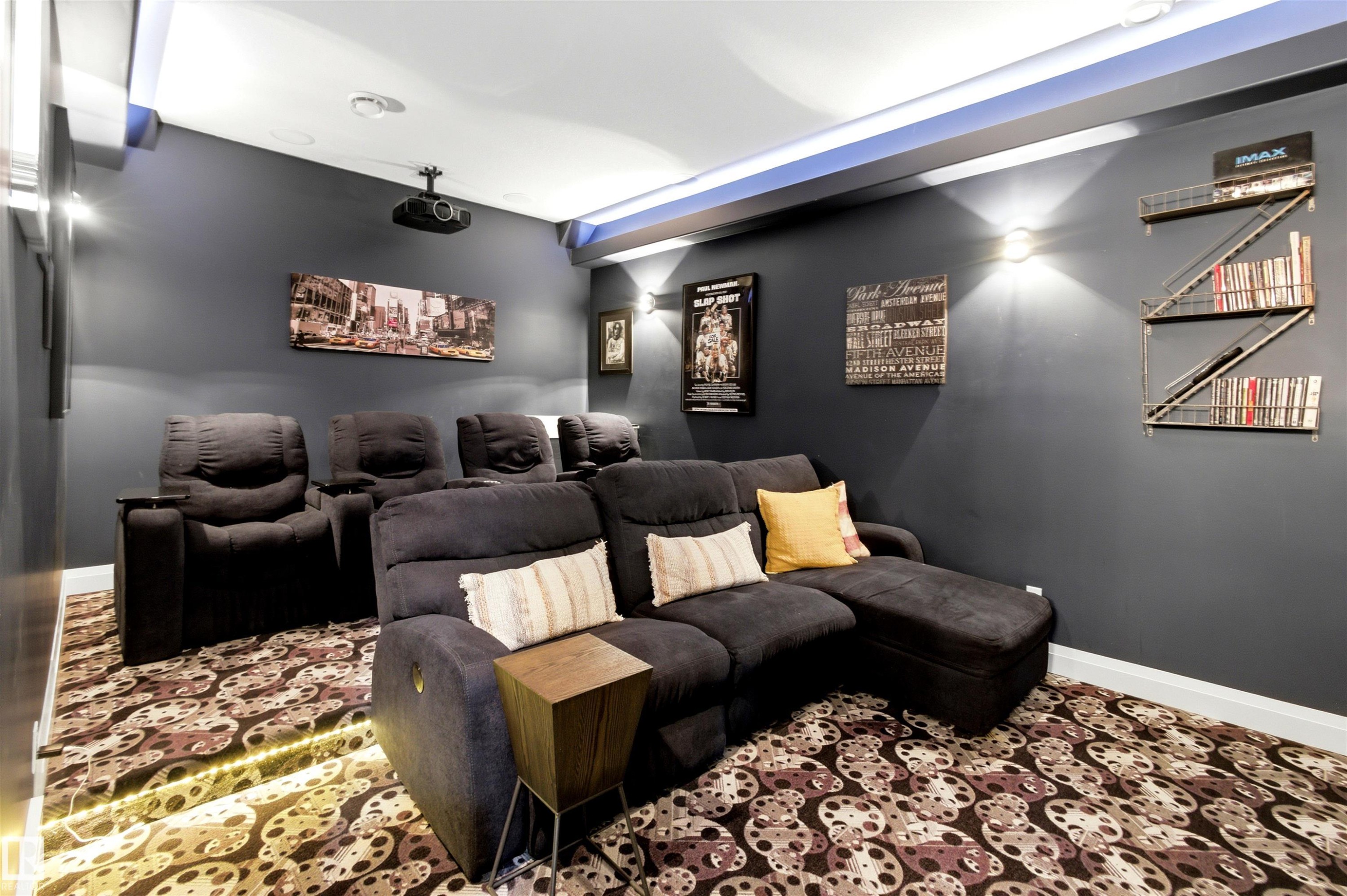 Cinema room - 9003 16 Avenue Sw, Edmonton, AB - Indoor