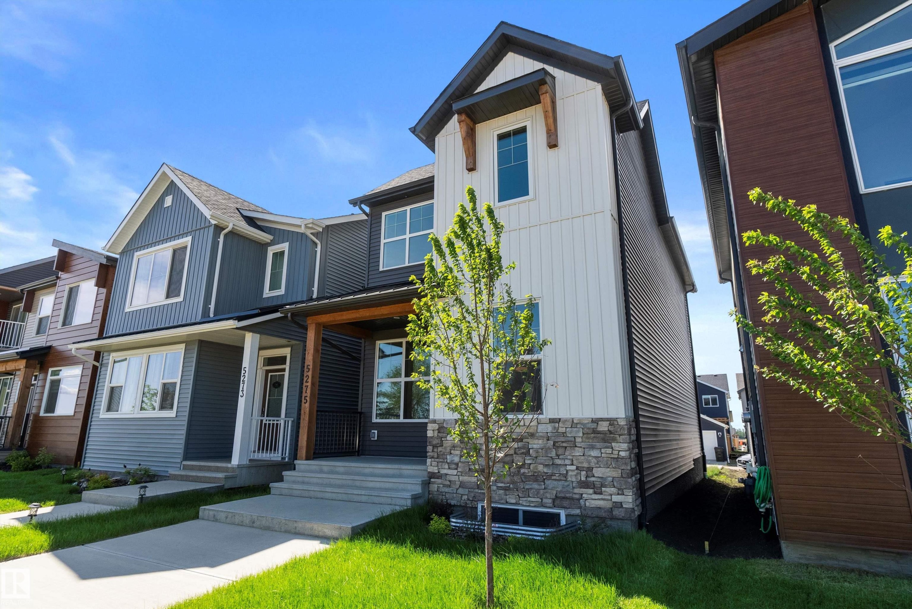 5275 Edgemont Boulevard Nw, Edmonton, AB - Outdoor