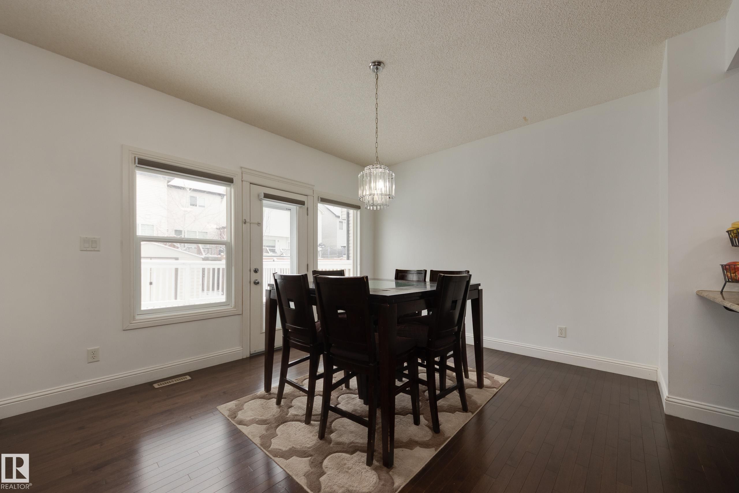 6131 10 Avenue, Edmonton, AB