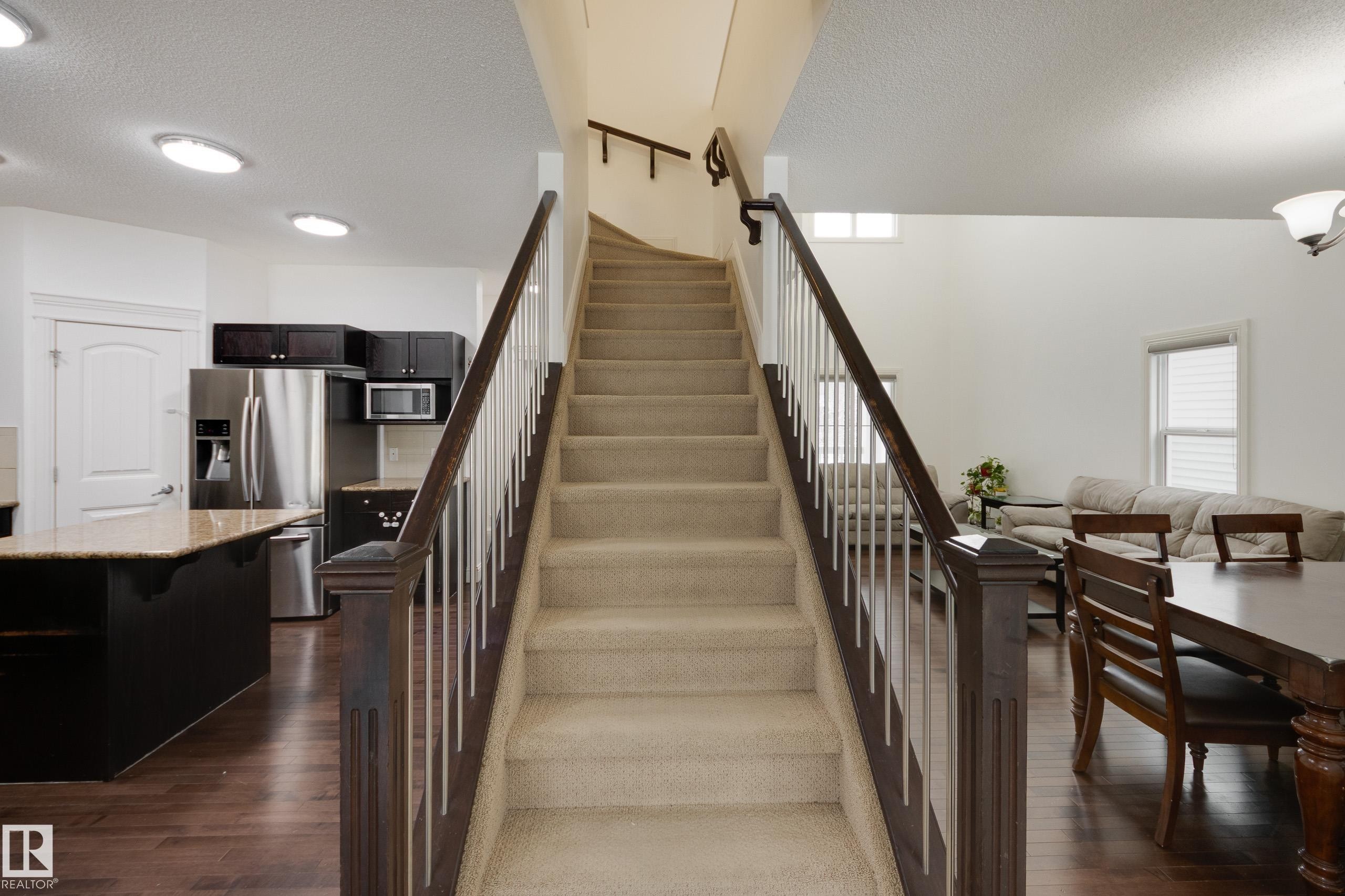 6131 10 Avenue, Edmonton, AB