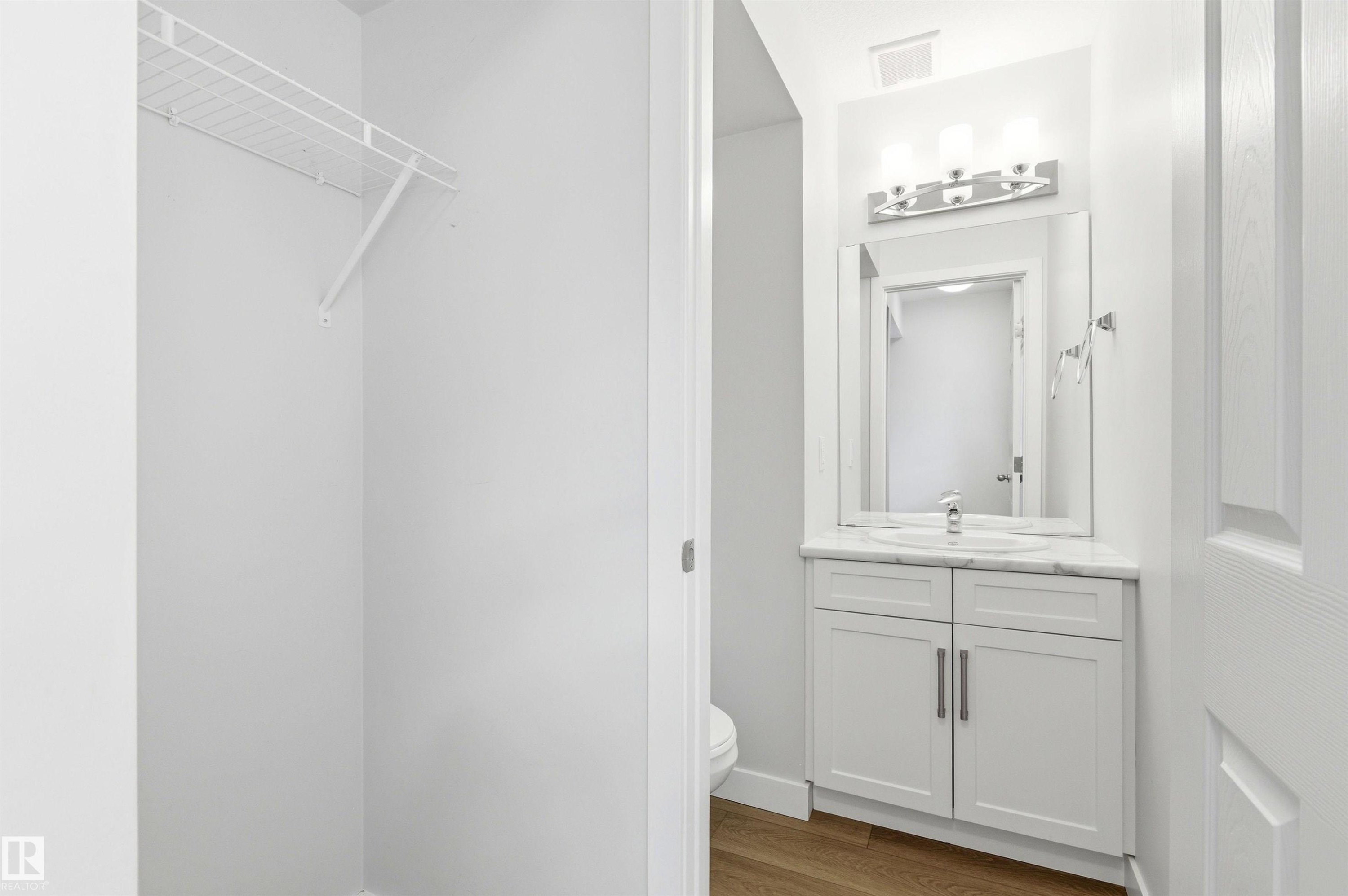 Bathroom - 18353 66 Avenue, Edmonton, AB