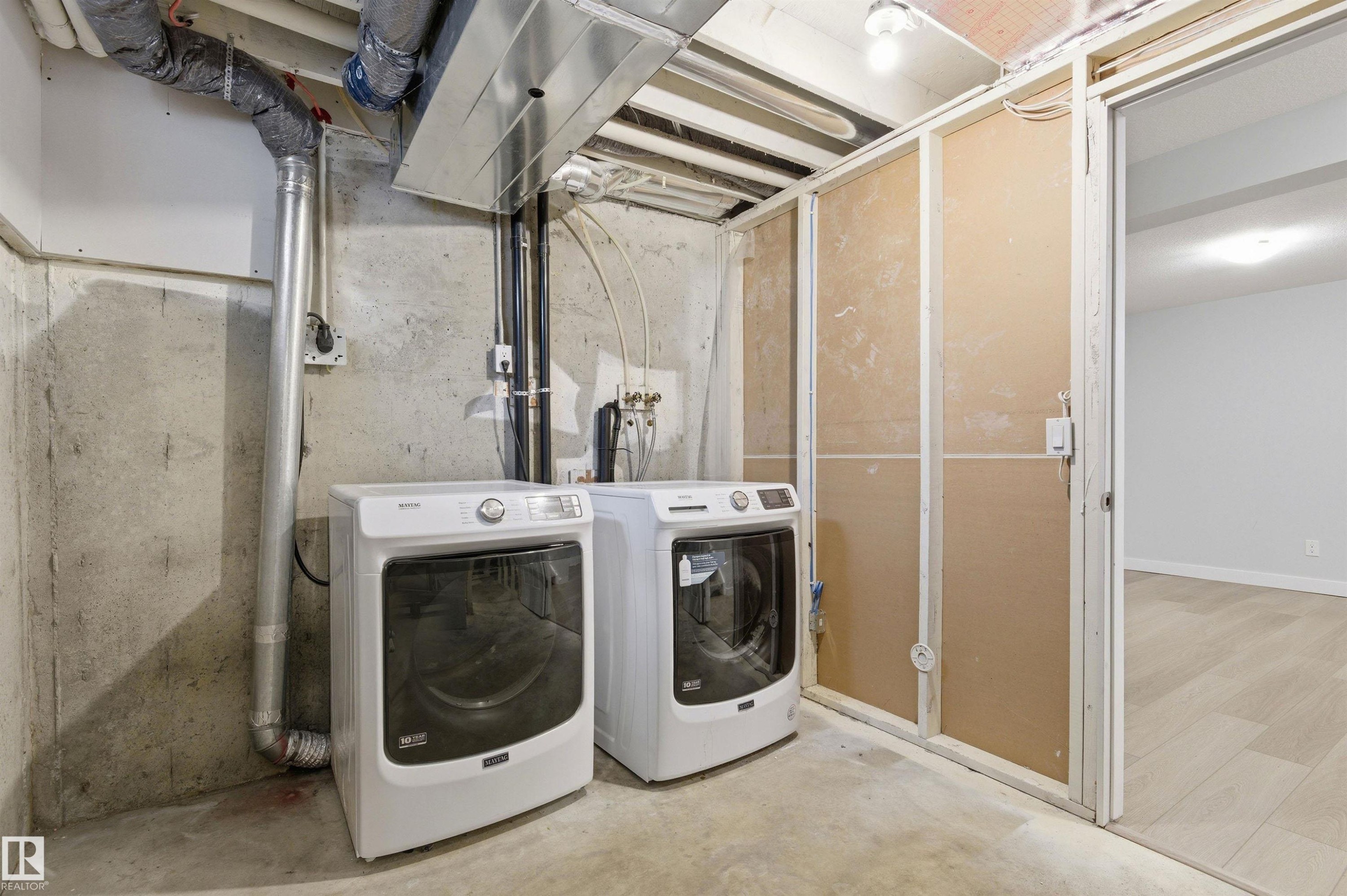 Laundry room - 18353 66 Avenue, Edmonton, AB