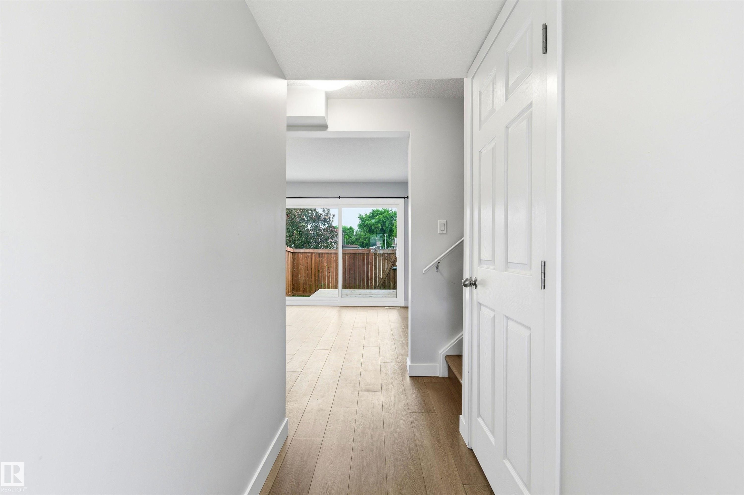 Corridor - 18353 66 Avenue, Edmonton, AB