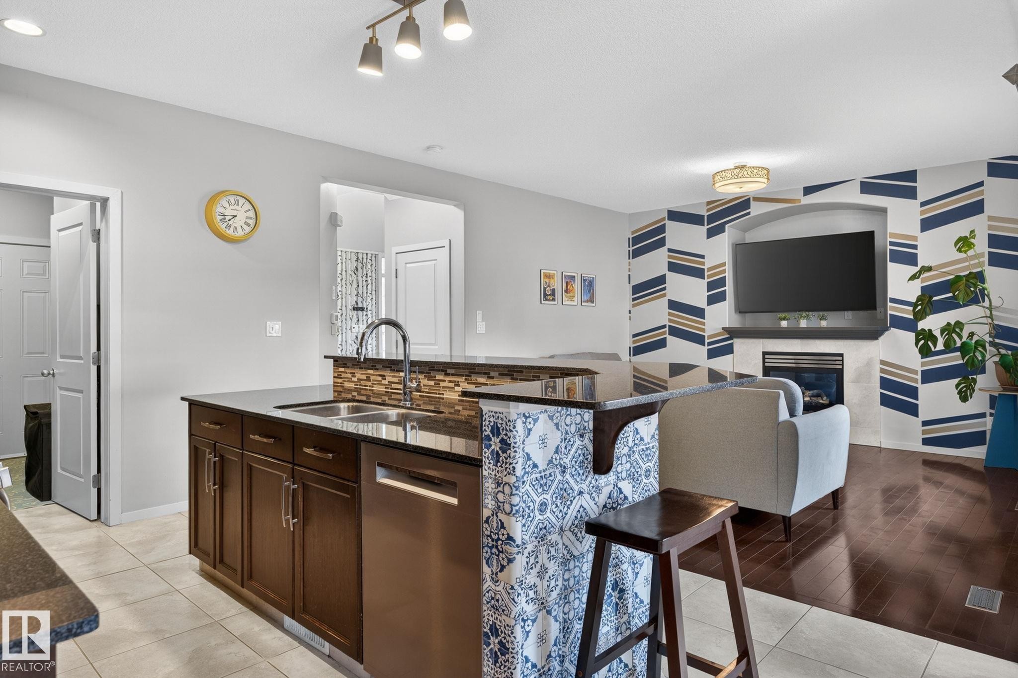 22068 95 Avenue, Edmonton, AB