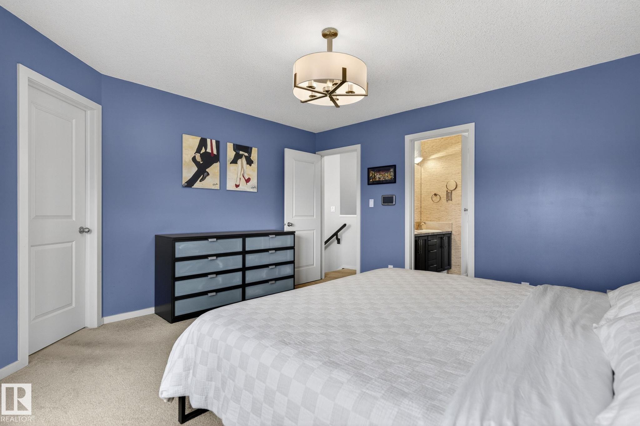 22068 95 Avenue, Edmonton, AB