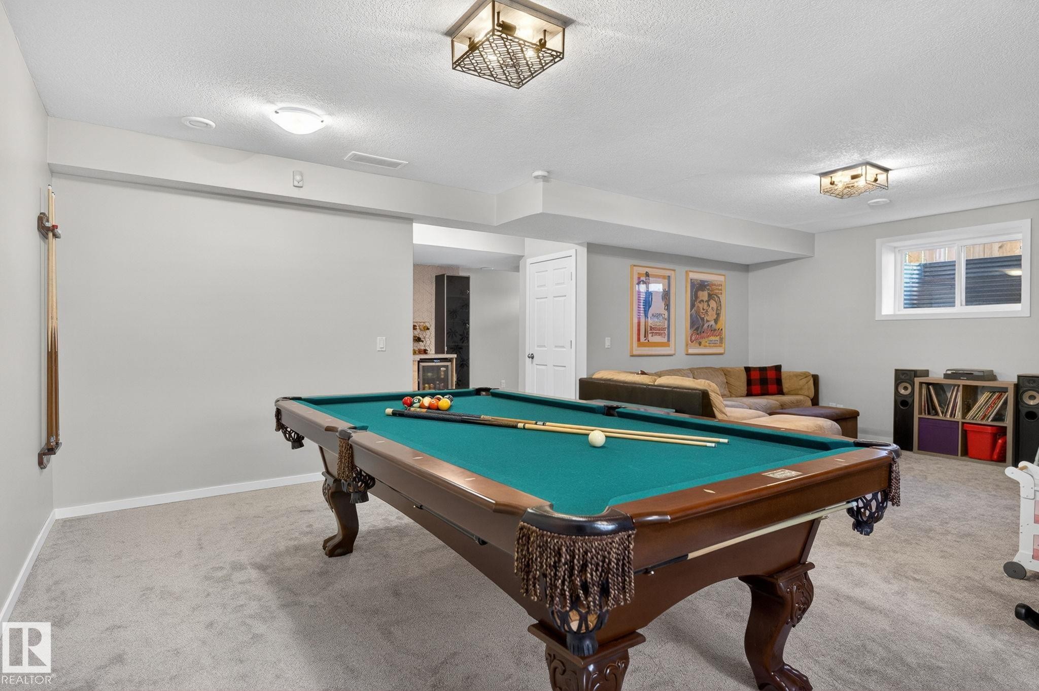 22068 95 Avenue, Edmonton, AB
