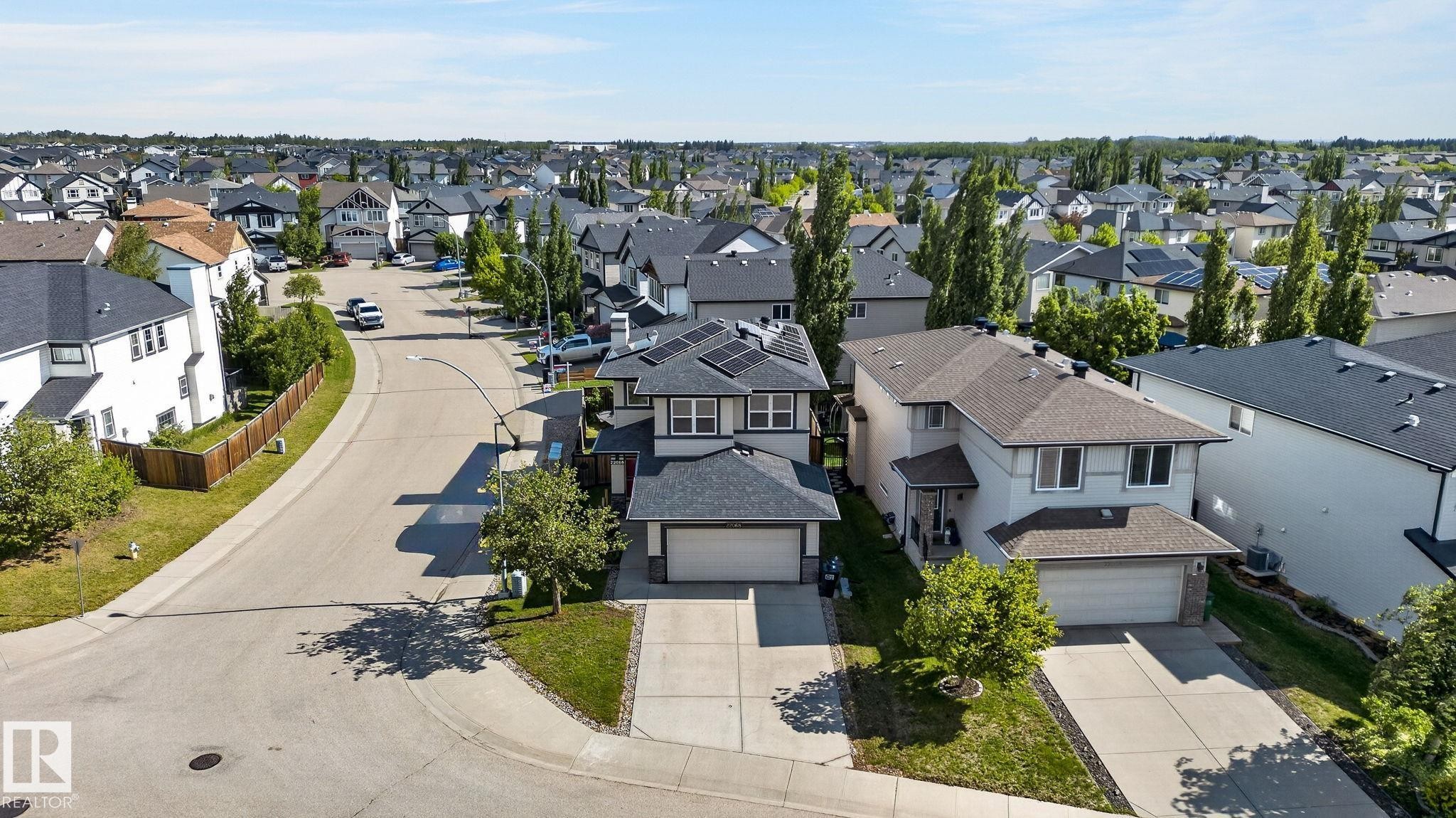 22068 95 Avenue, Edmonton, AB