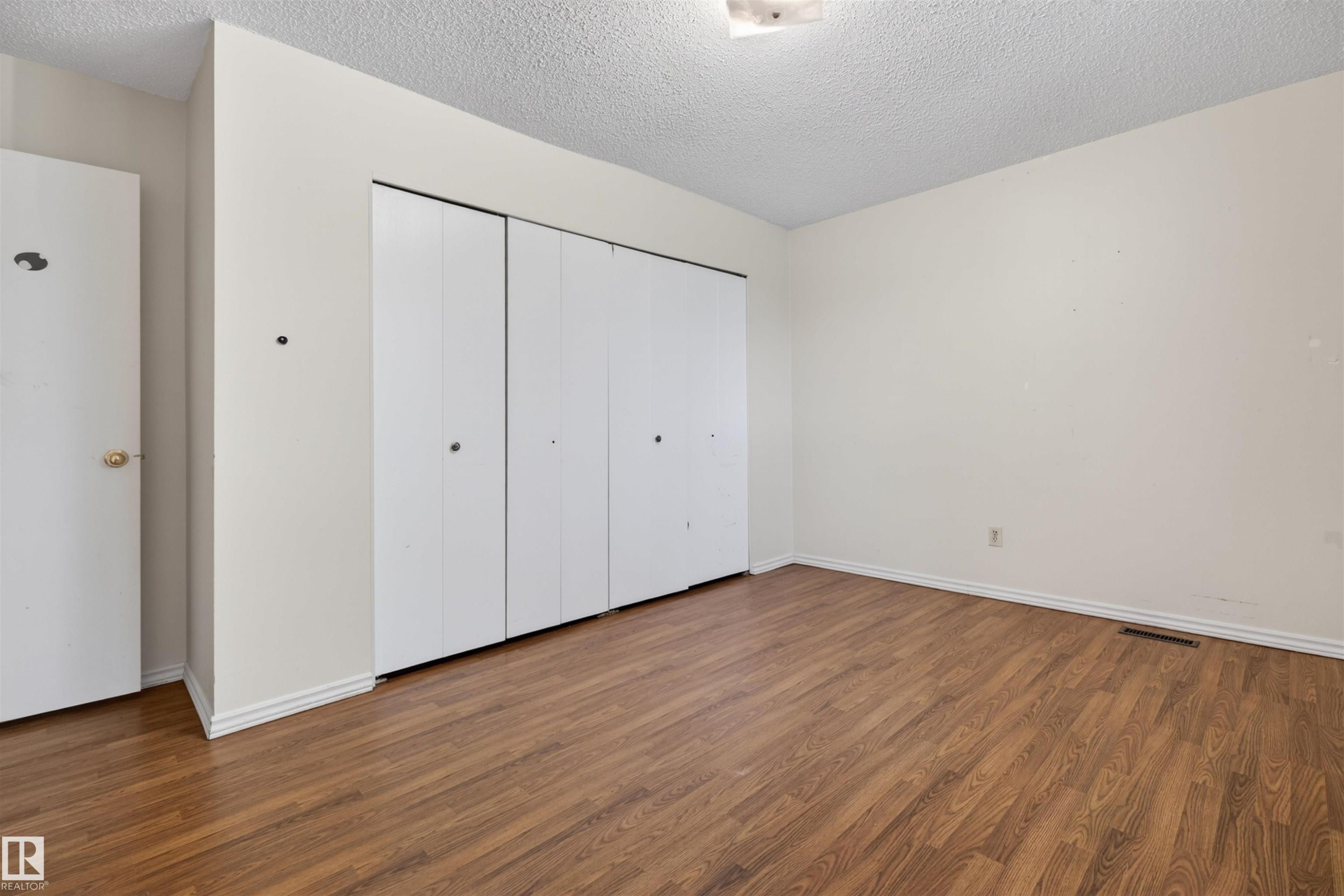 1 4275 76 Street, Edmonton, AB