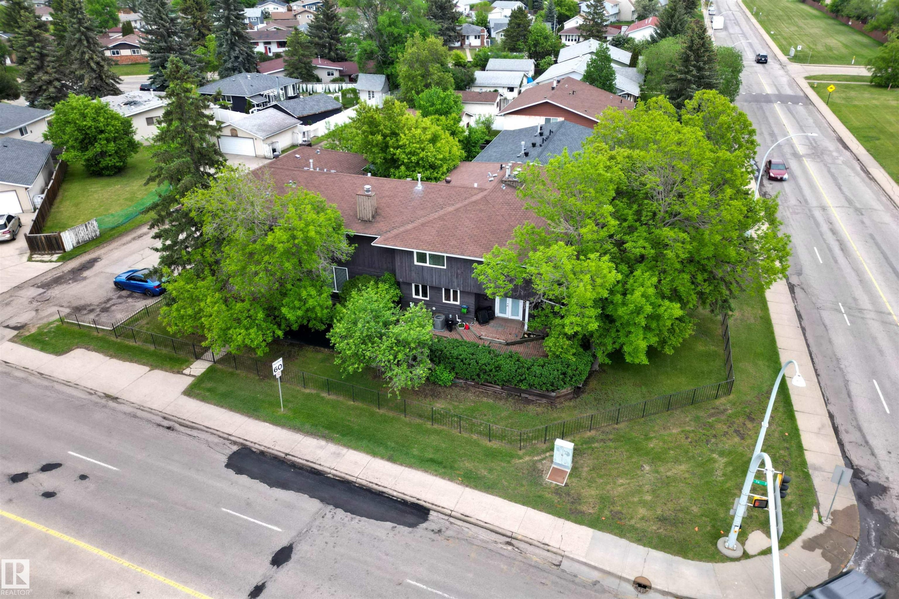 1 4275 76 Street, Edmonton, AB