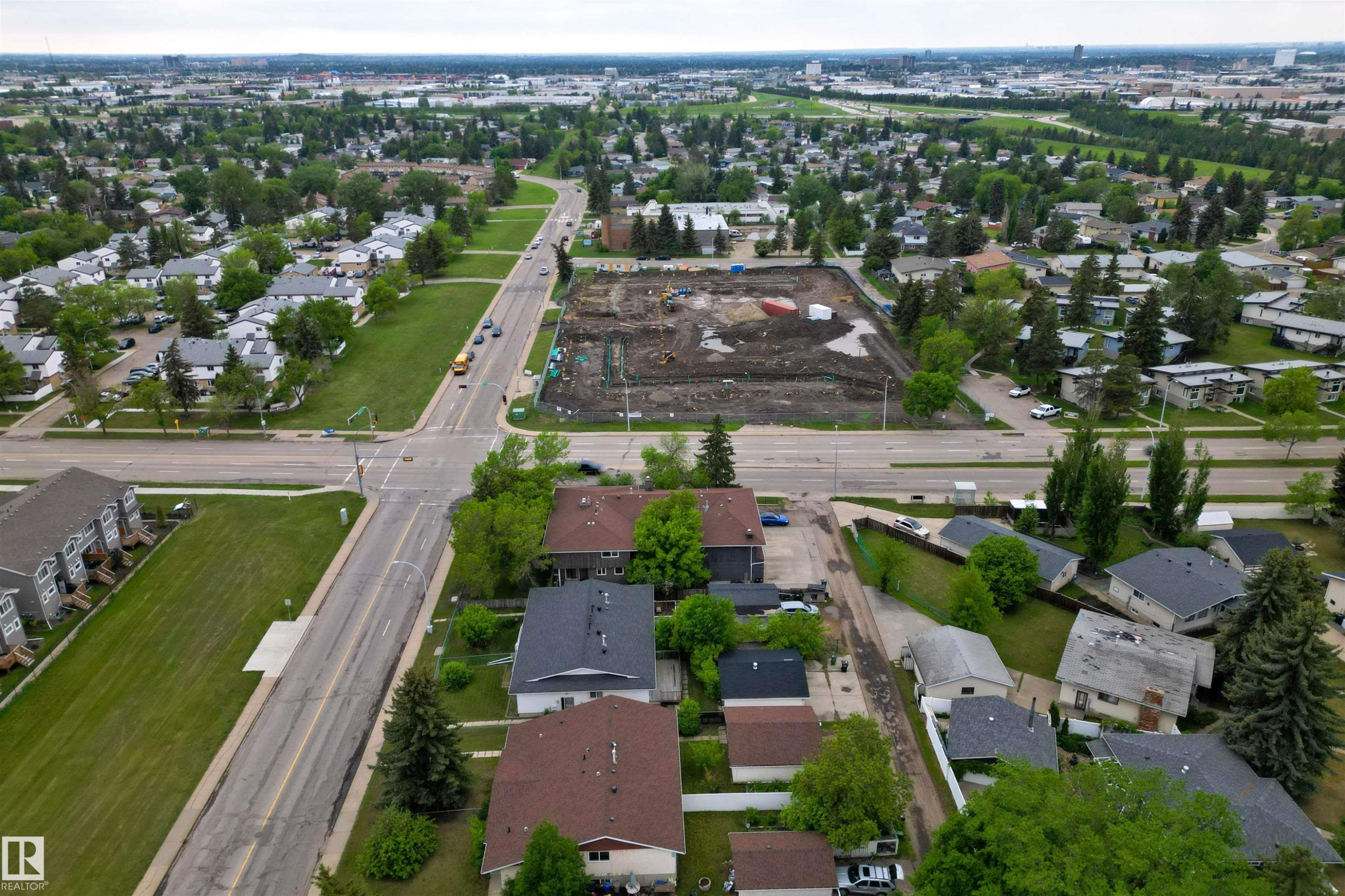 1 4275 76 Street, Edmonton, AB