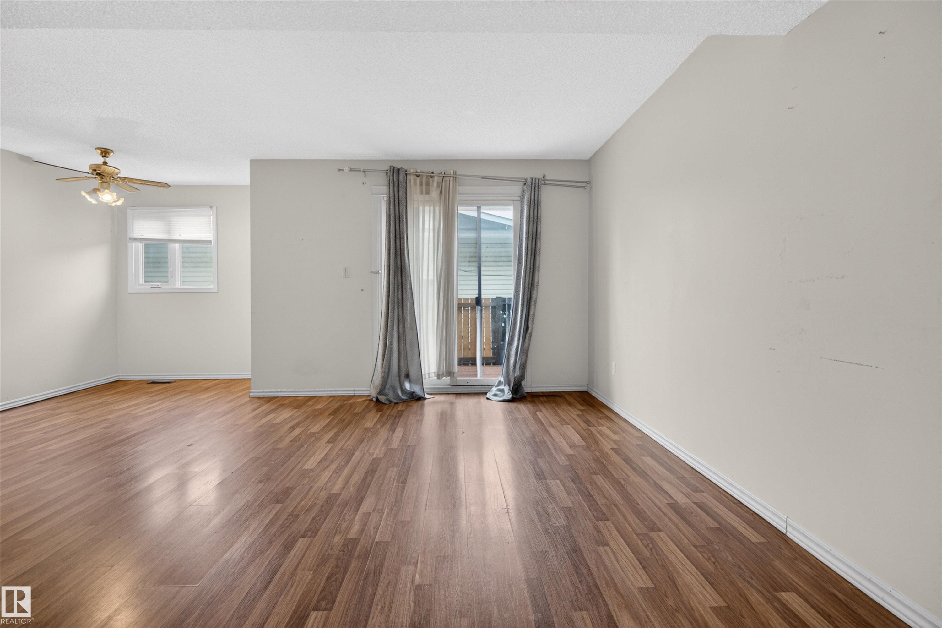 1 4275 76 Street, Edmonton, AB