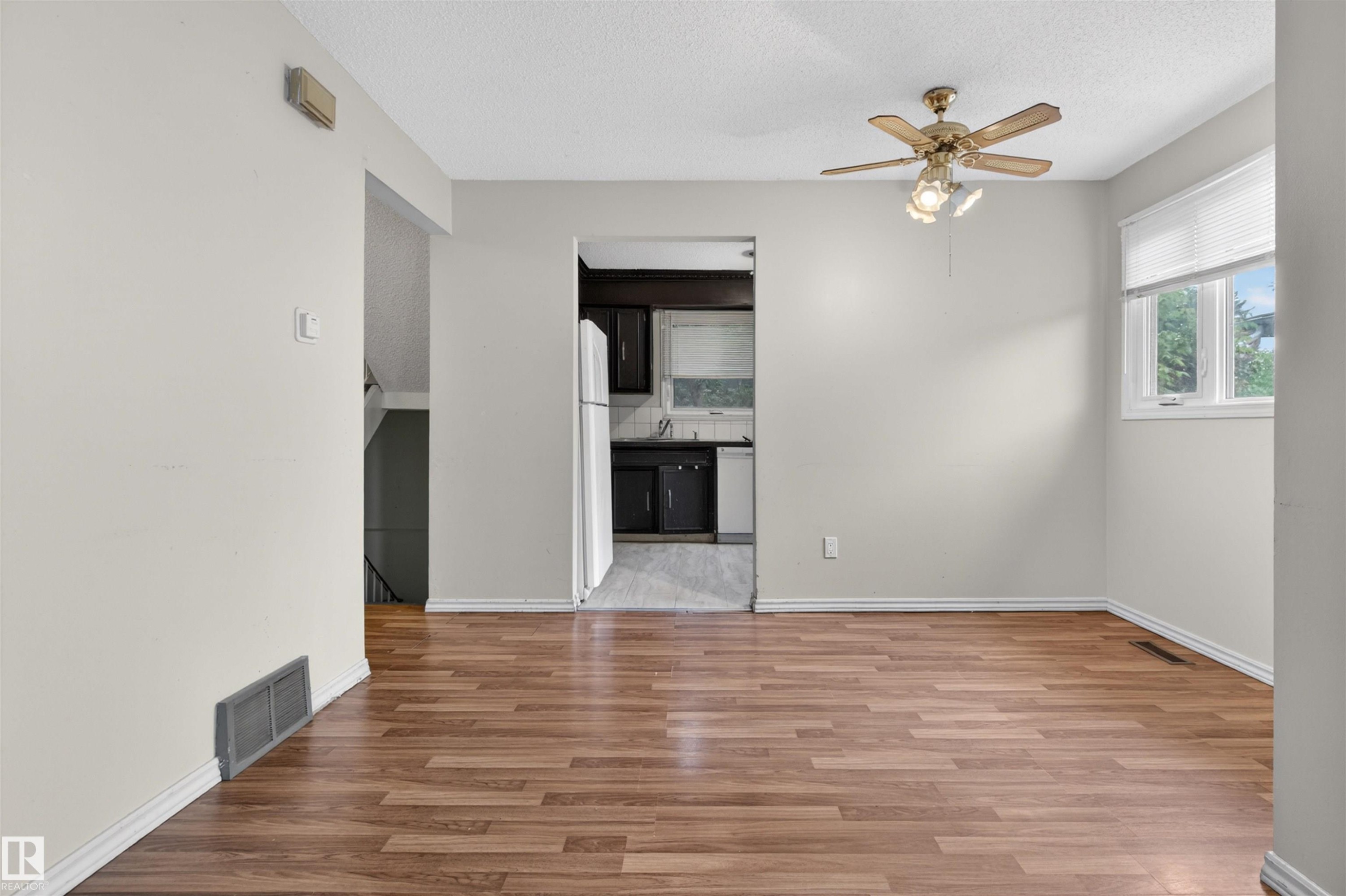 1 4275 76 Street, Edmonton, AB