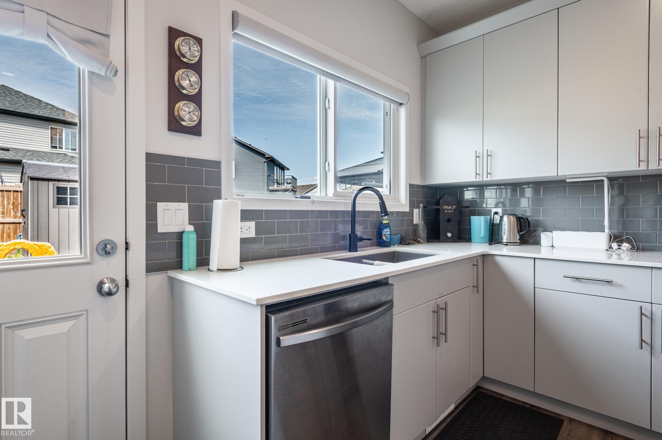 Kitchen - 17562 63A Street, Edmonton, AB