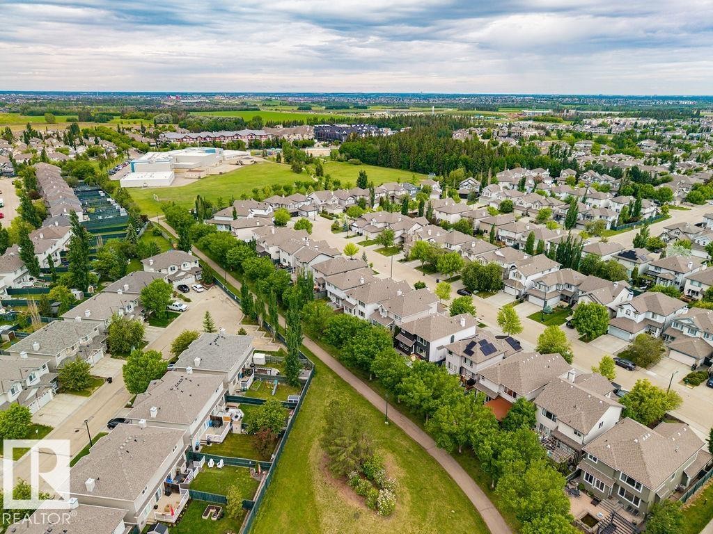 1892 Robertson Crescent, Edmonton, AB