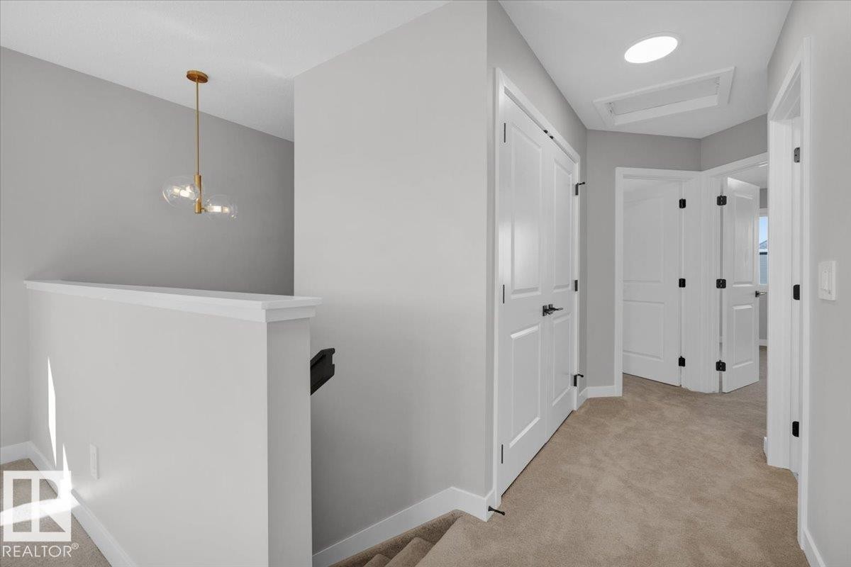 8290 Kiriak Loop, Edmonton, AB