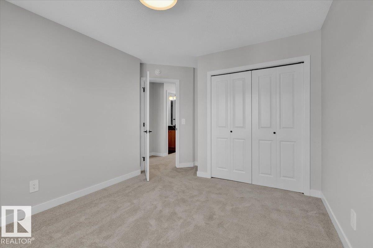 8290 Kiriak Loop, Edmonton, AB