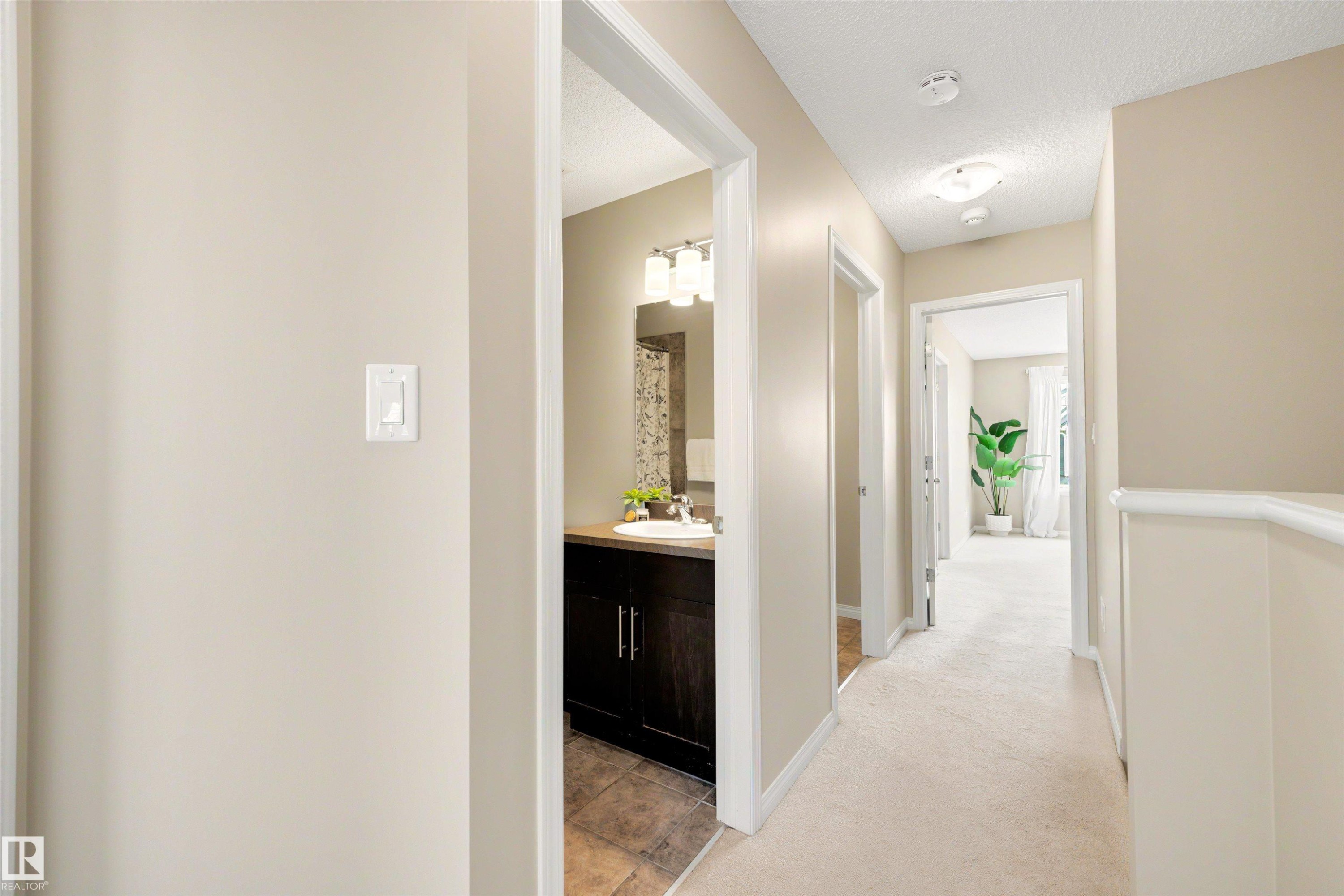 2097 Chalmers Way, Edmonton, AB