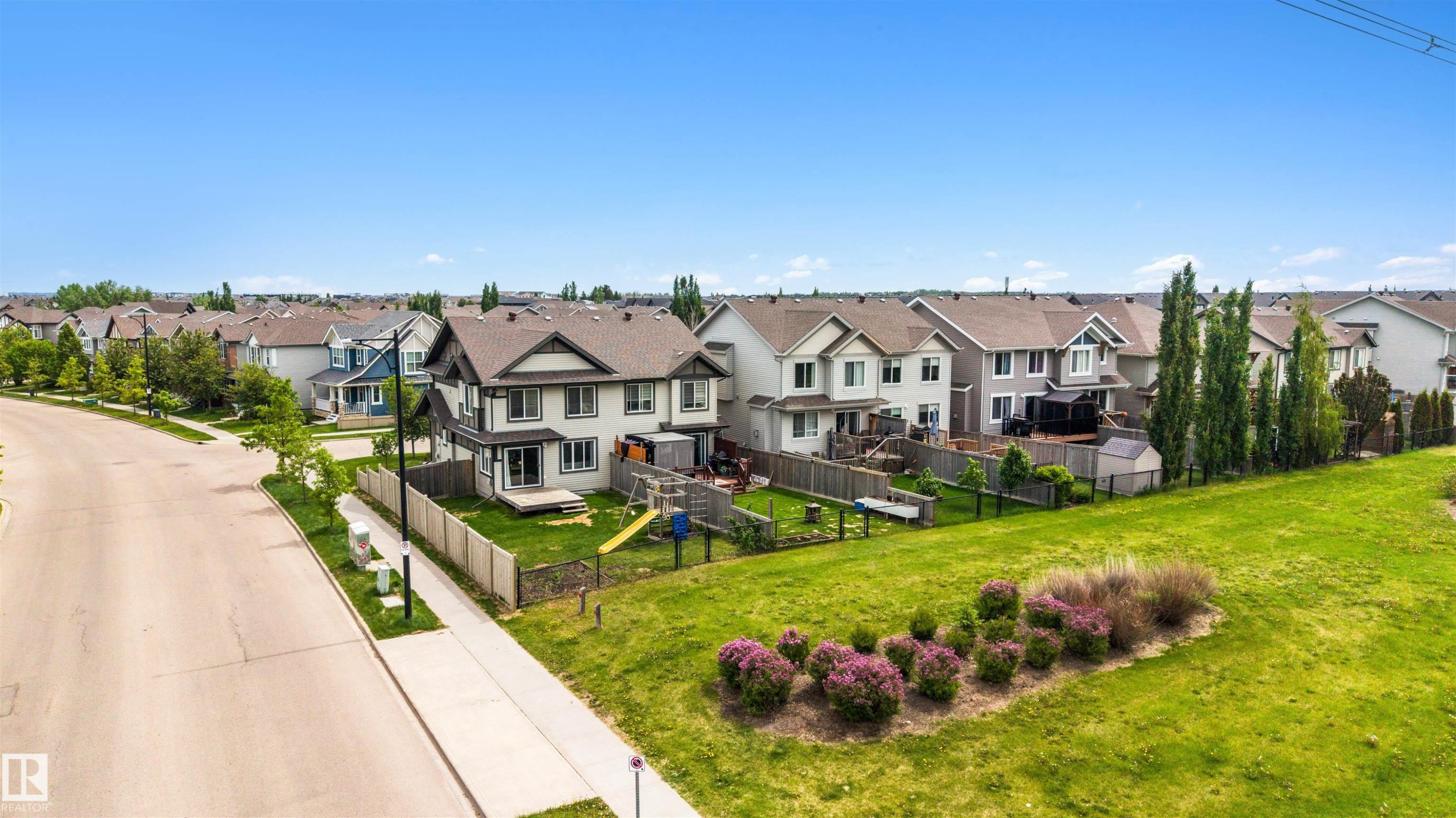 2097 Chalmers Way, Edmonton, AB