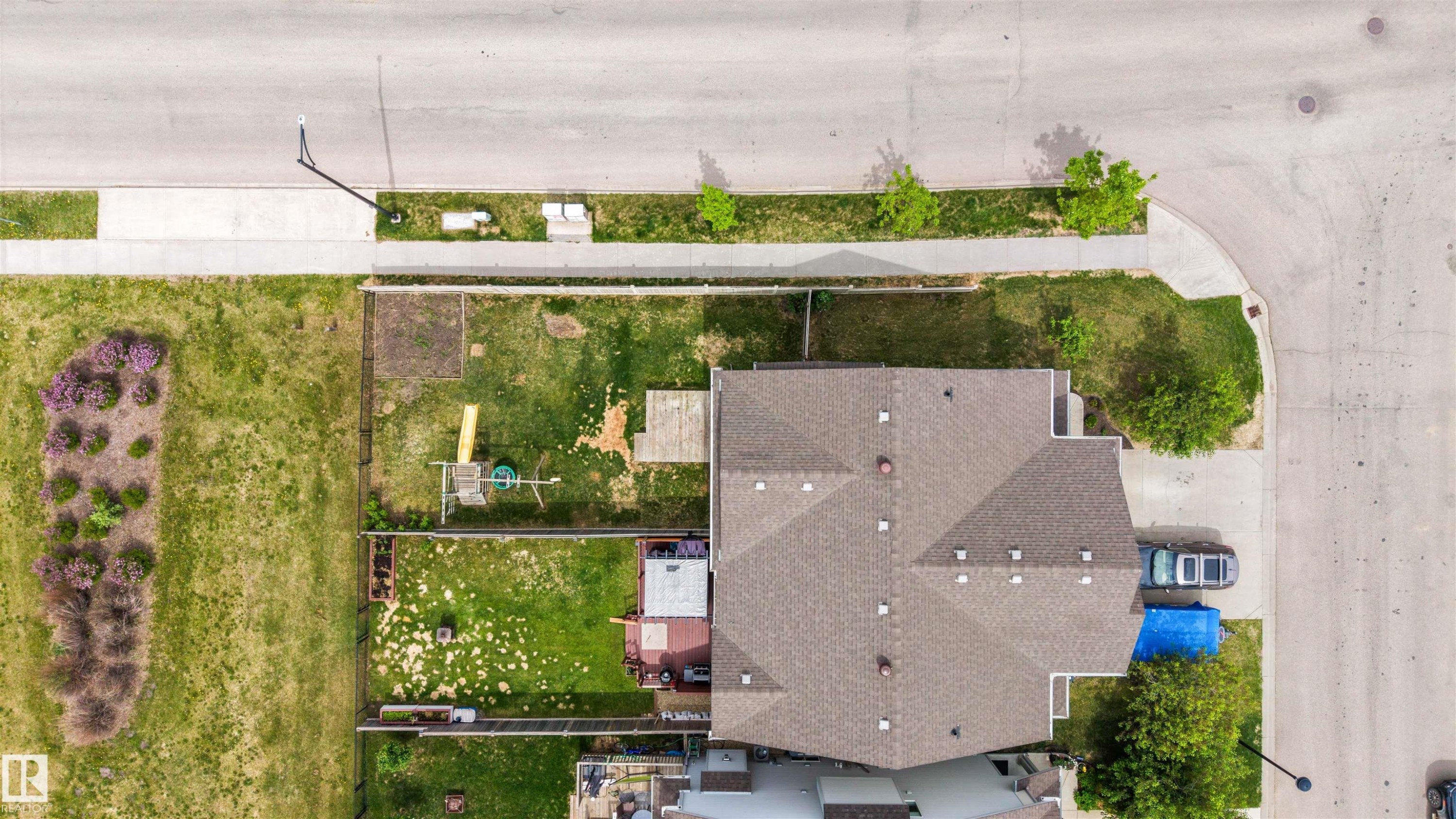 2097 Chalmers Way, Edmonton, AB