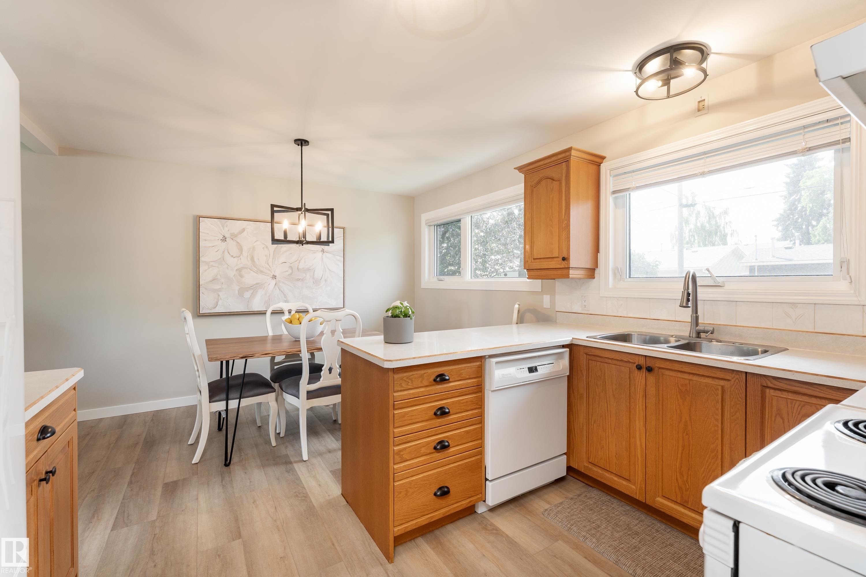 7223 95 Avenue, Edmonton, AB