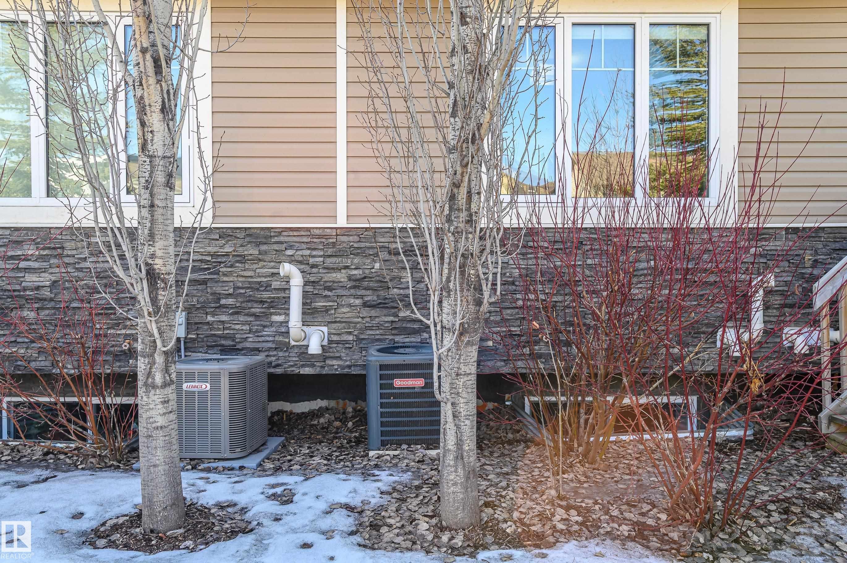 2 7115 Armour Link Link, Edmonton, AB