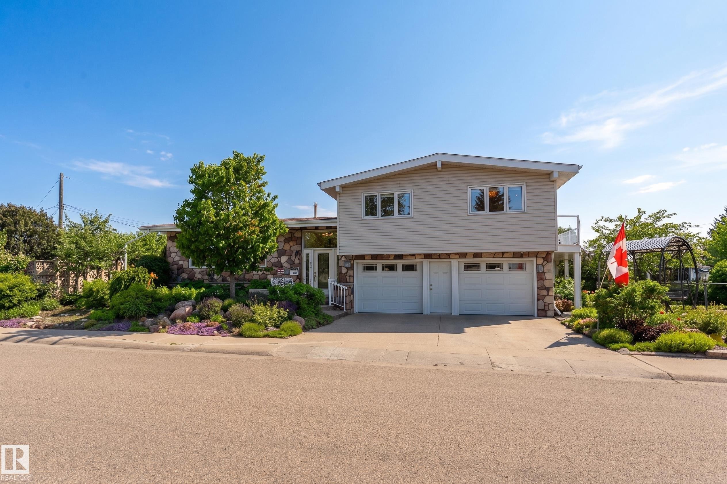 7802 132A Avenue, Edmonton, AB