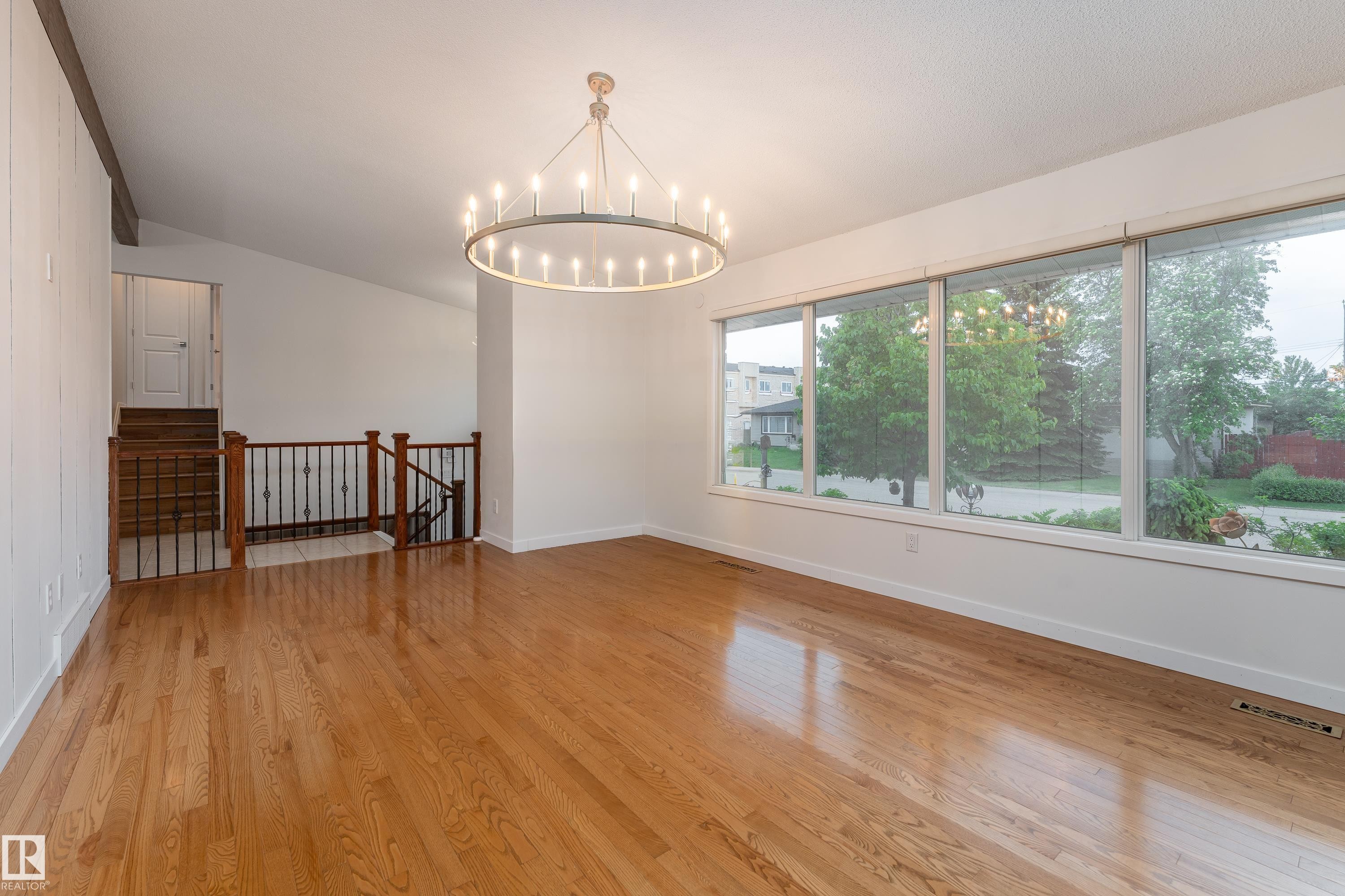 7802 132A Avenue, Edmonton, AB