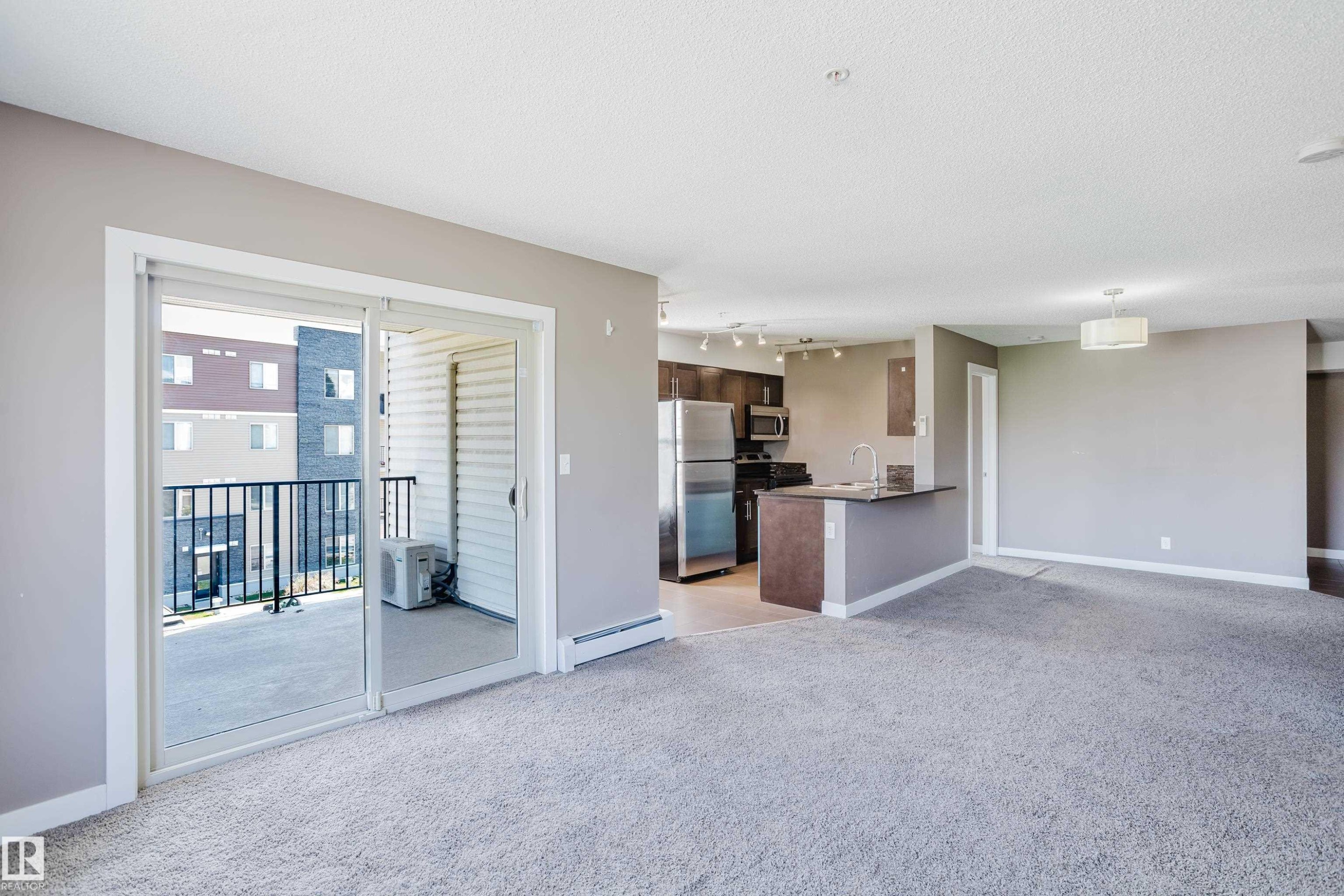 301 11820 22 Avenue, Edmonton, AB