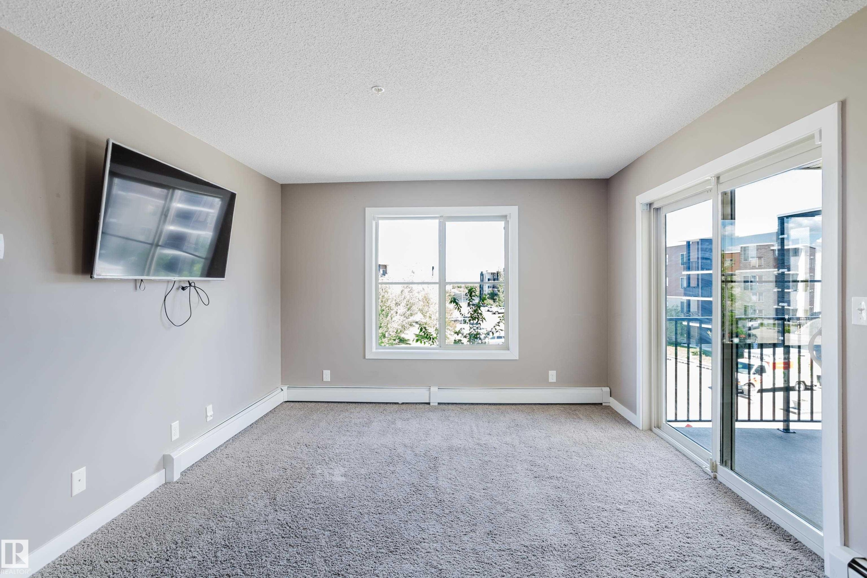 301 11820 22 Avenue, Edmonton, AB