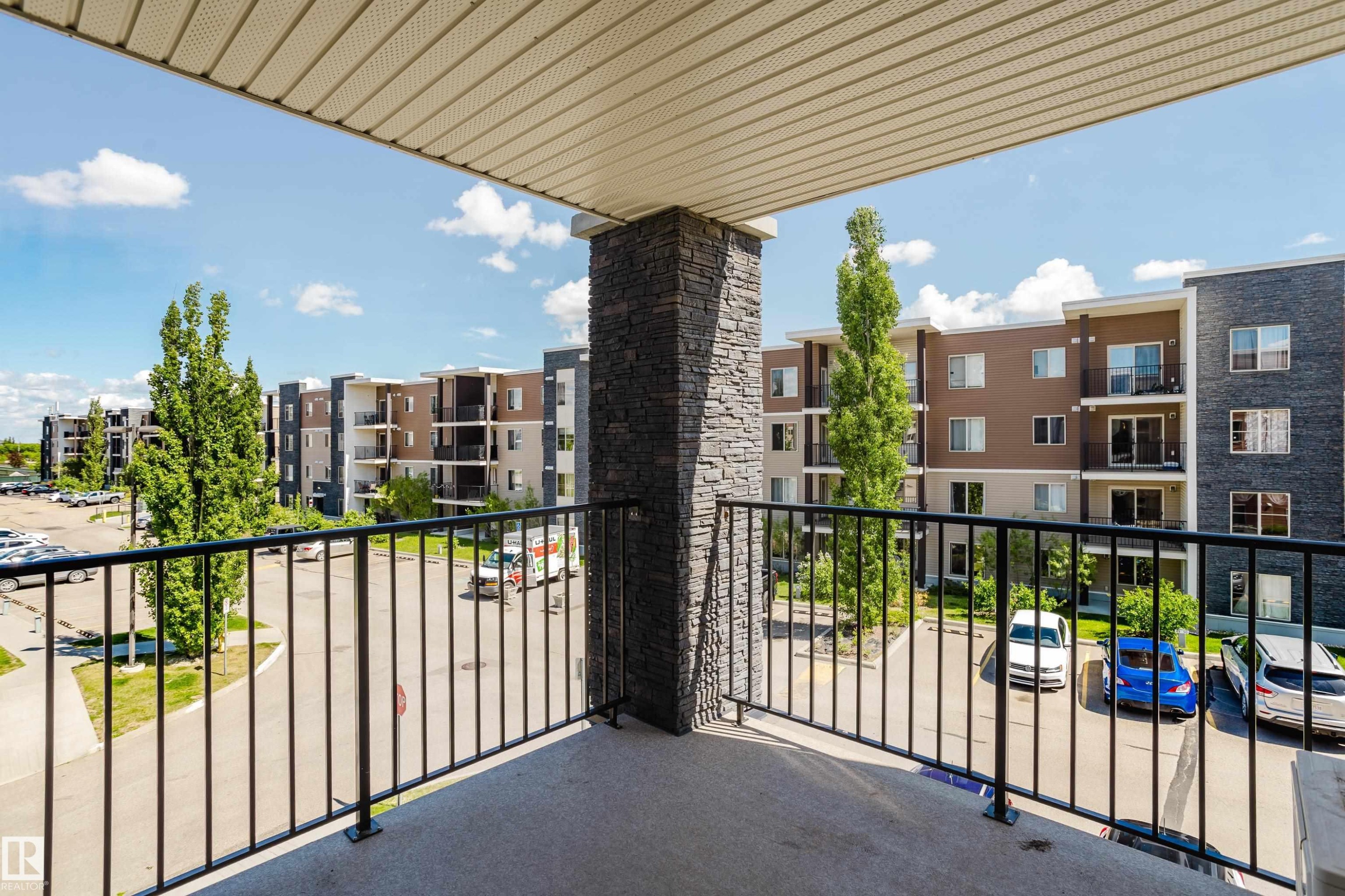 301 11820 22 Avenue, Edmonton, AB