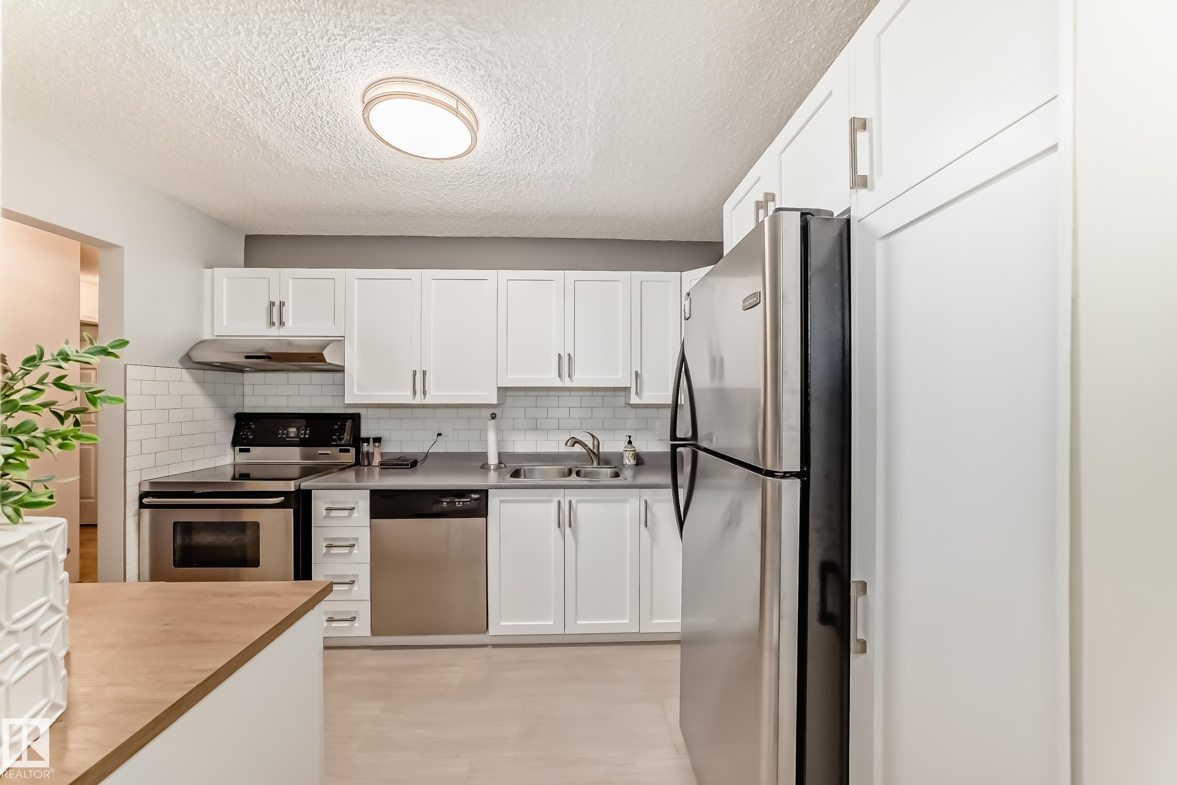 403 11020 19 Avenue Nw, Edmonton, AB