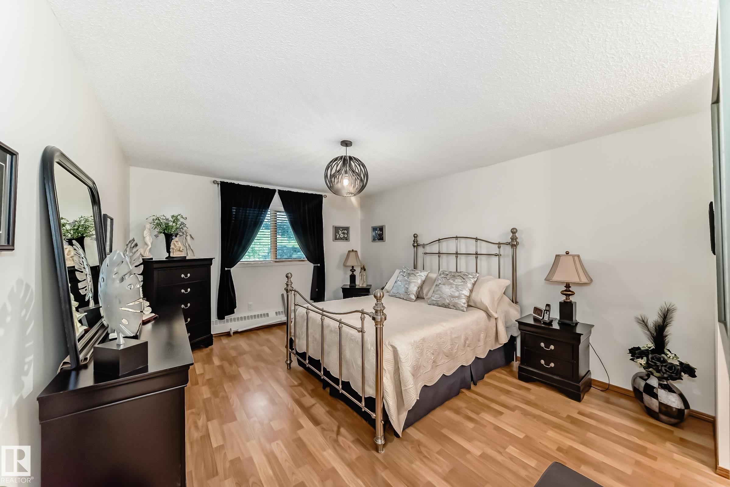 403 11020 19 Avenue Nw, Edmonton, AB