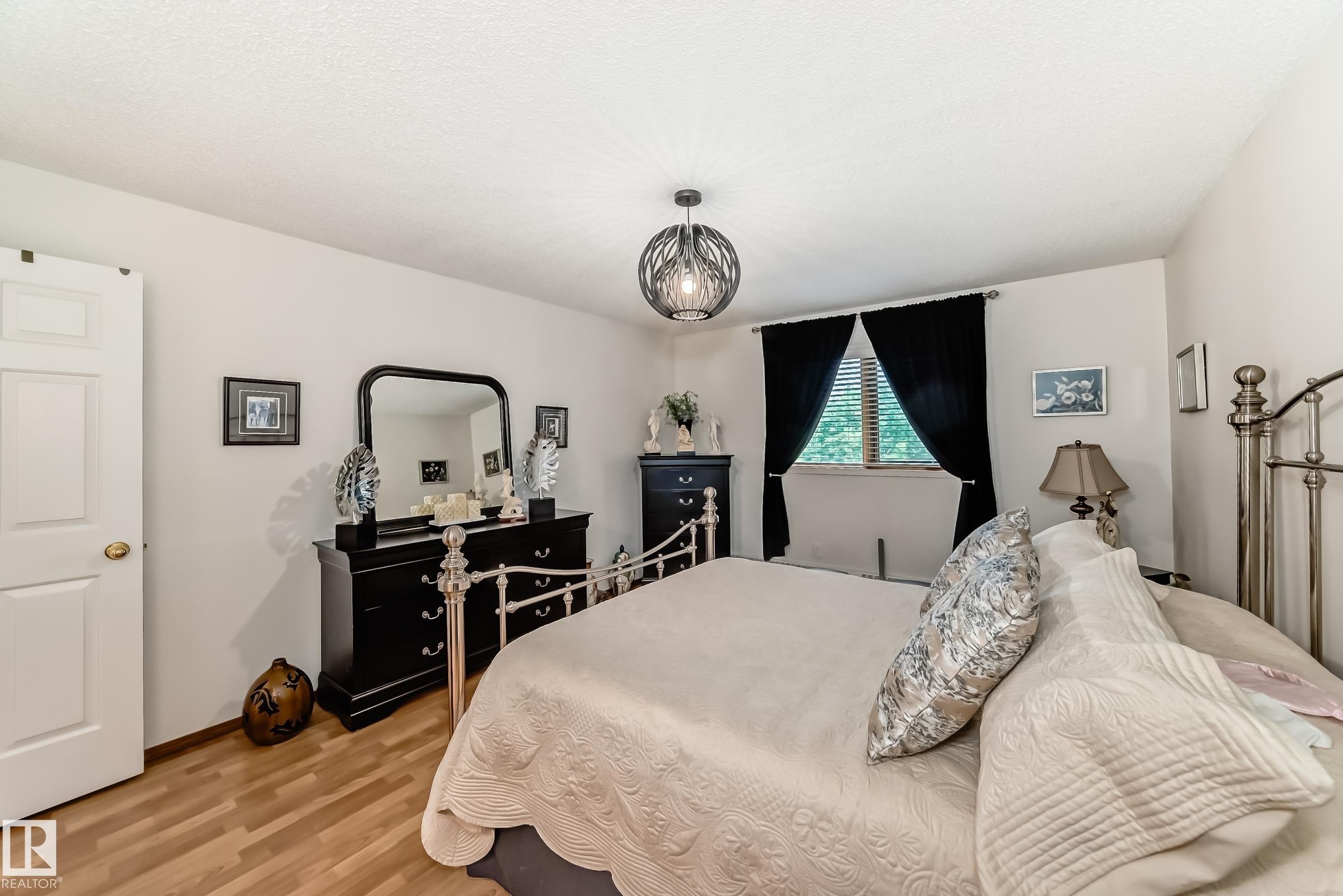 403 11020 19 Avenue Nw, Edmonton, AB