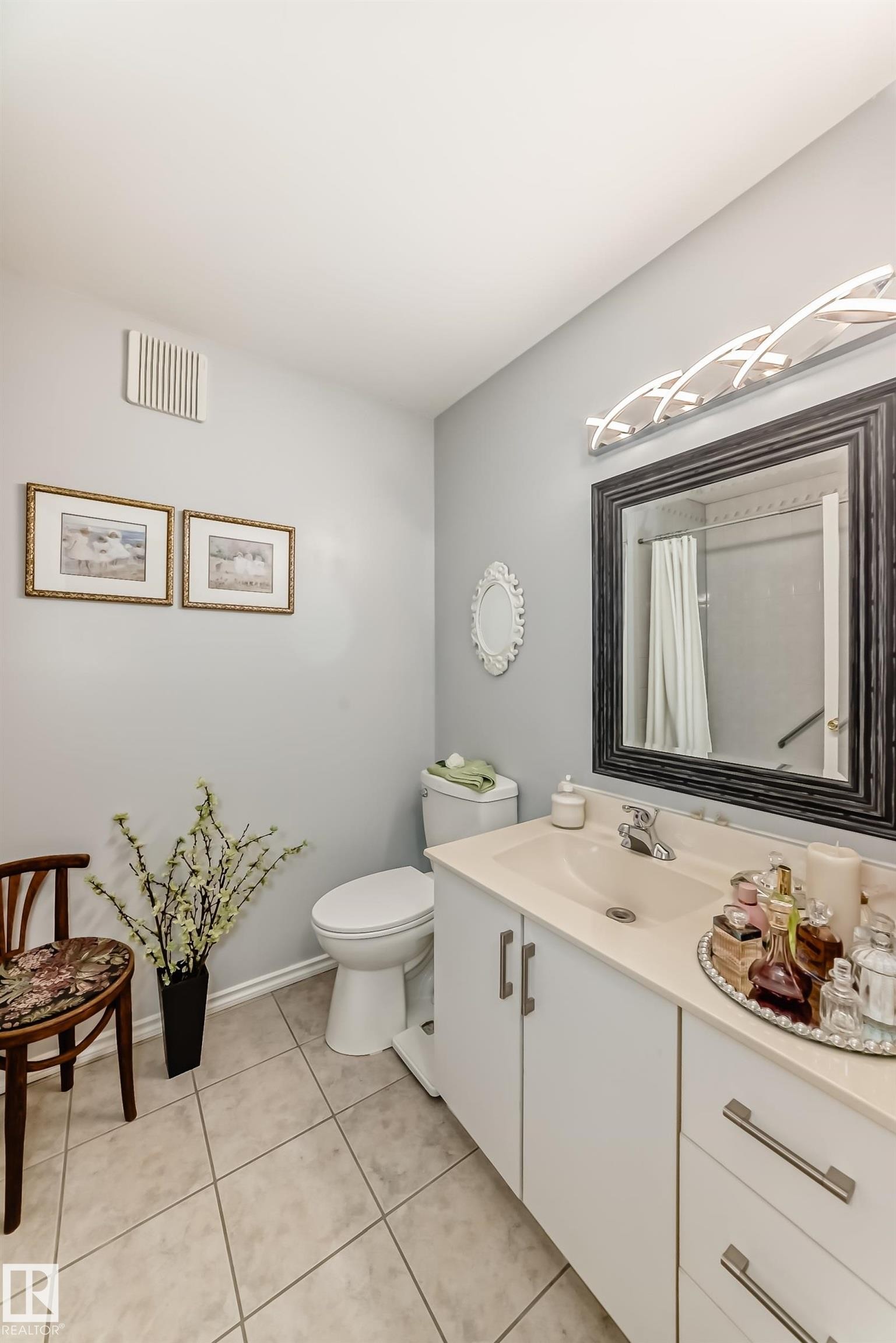 403 11020 19 Avenue Nw, Edmonton, AB