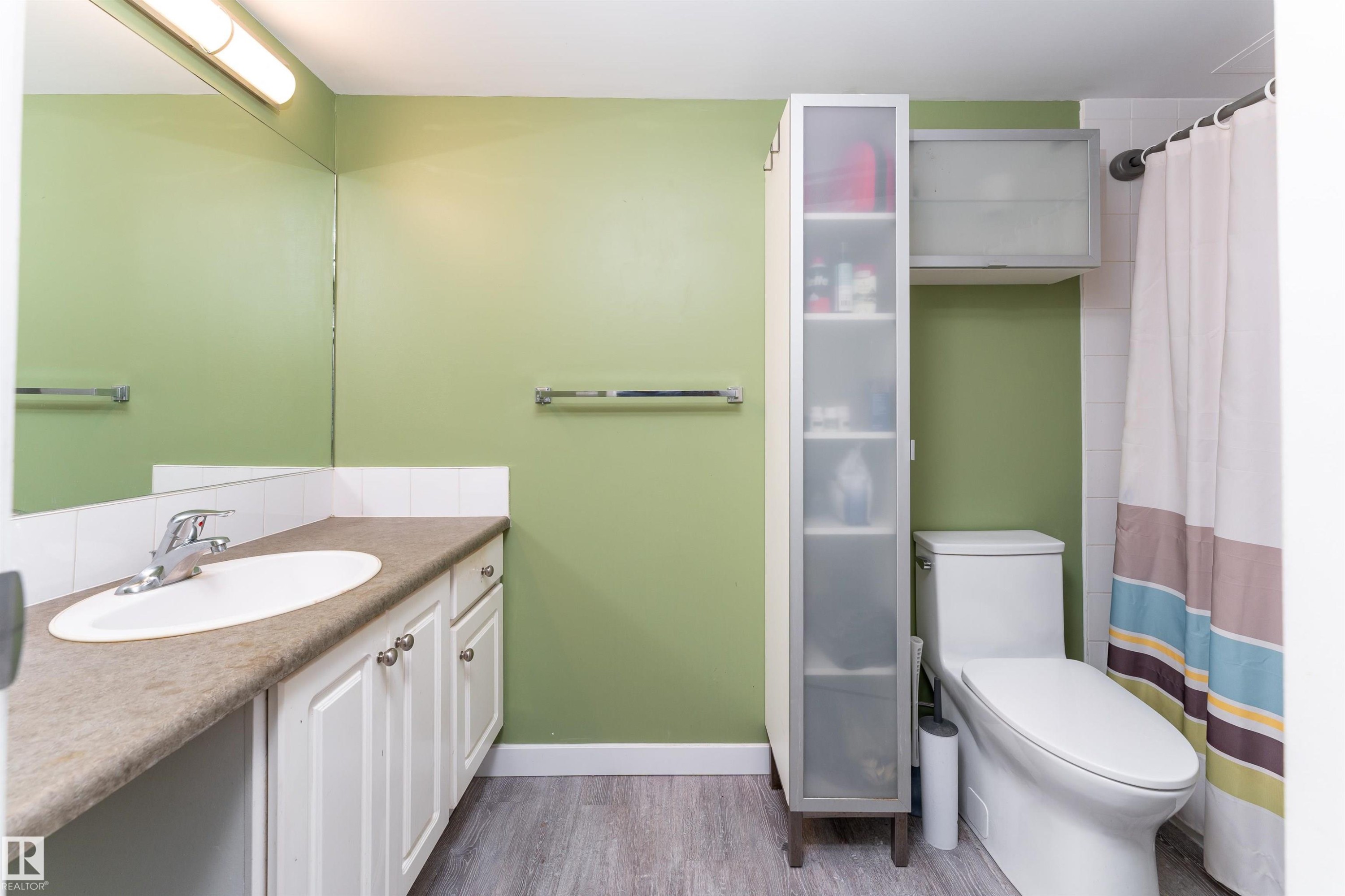 26 10208 113 Street, Edmonton, AB