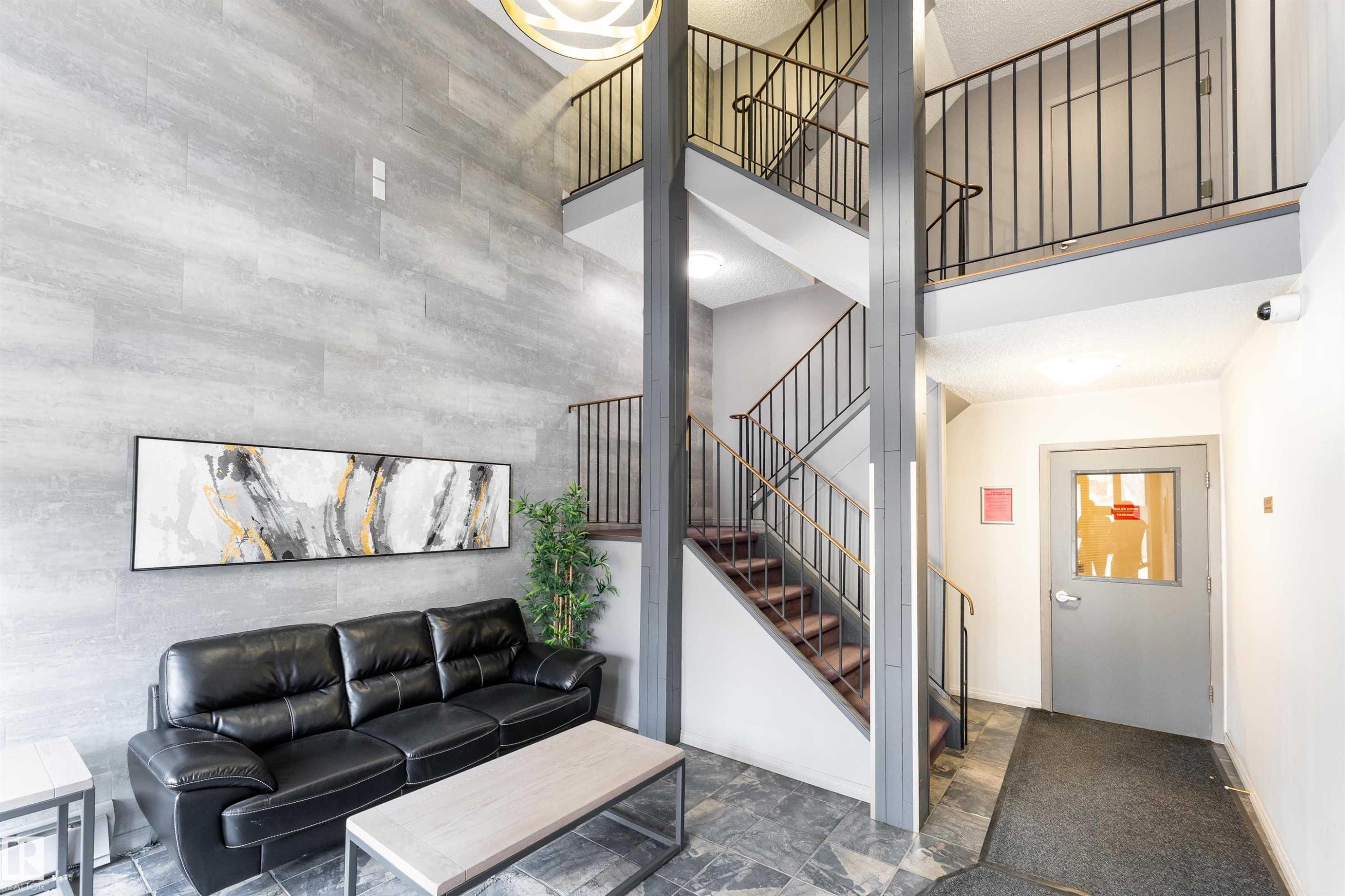 26 10208 113 Street, Edmonton, AB