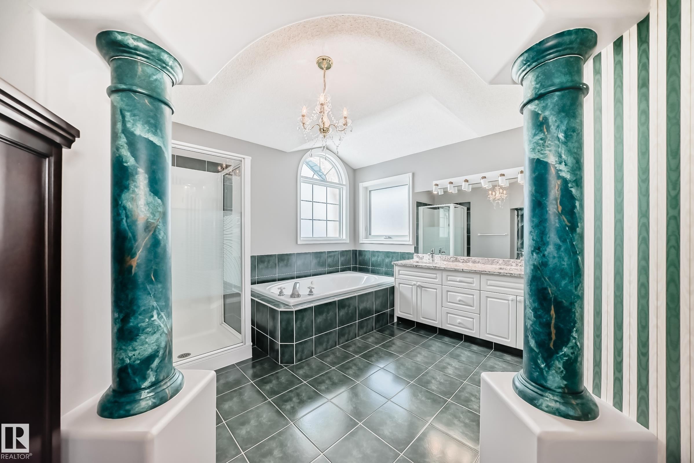 170 Blackburn Drive, Edmonton, AB