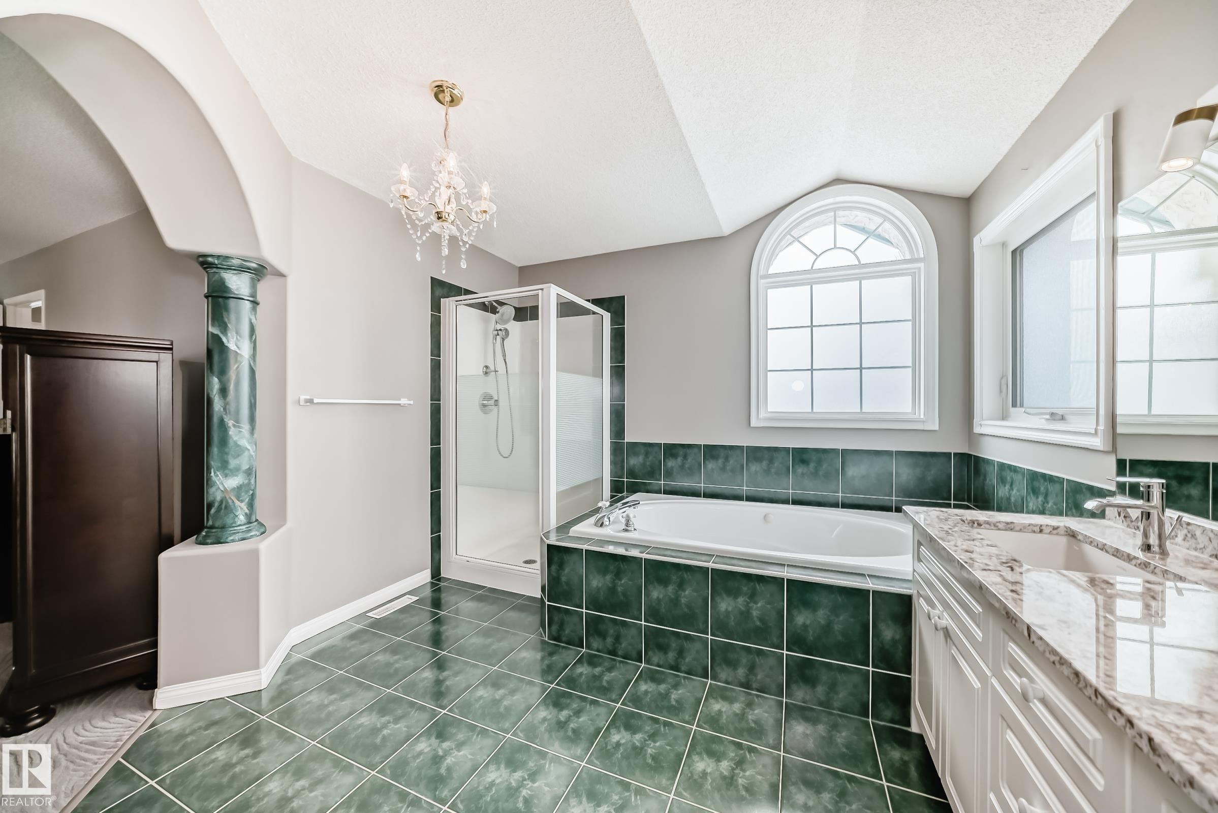 170 Blackburn Drive, Edmonton, AB
