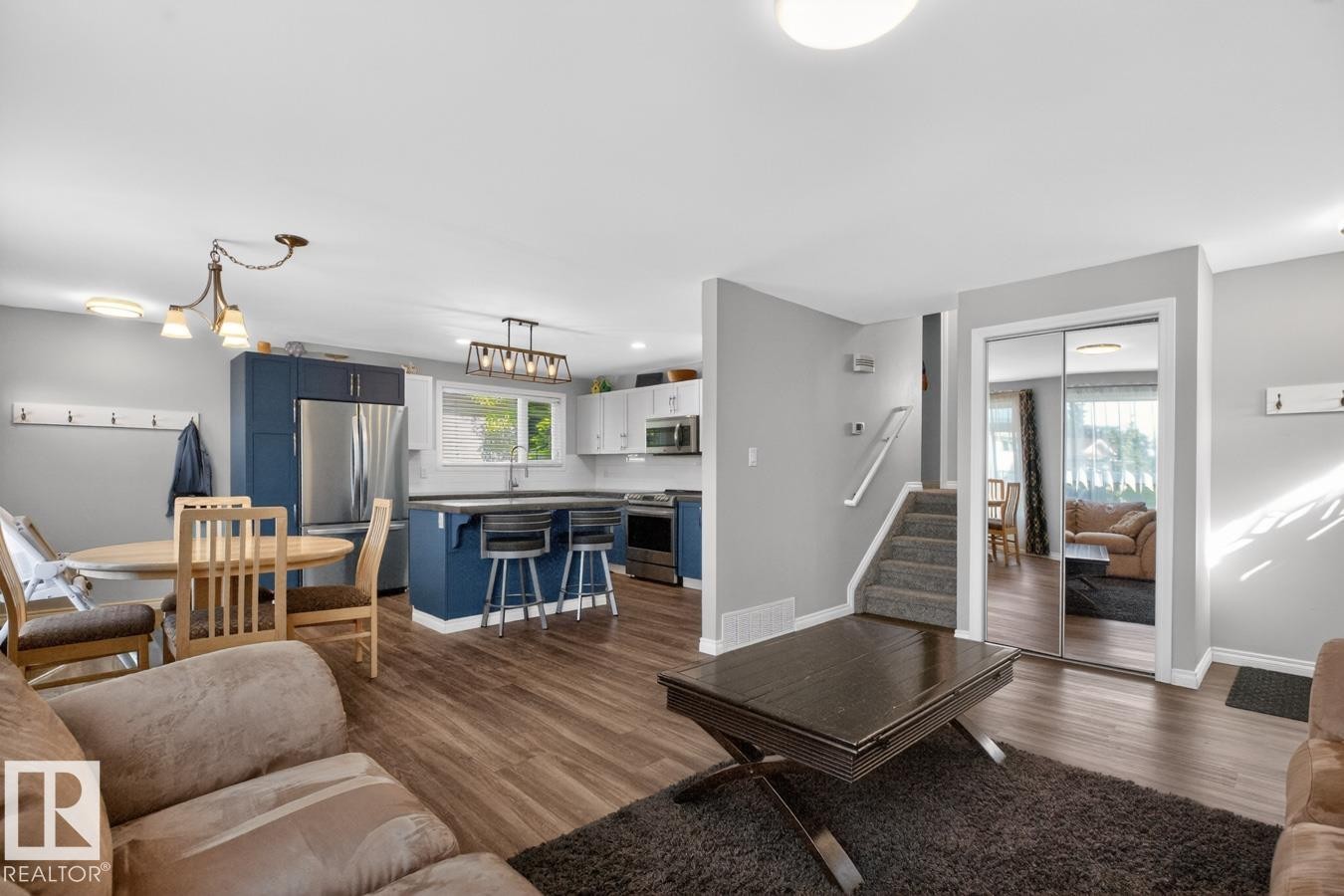 152 Warwick Road, Edmonton, AB