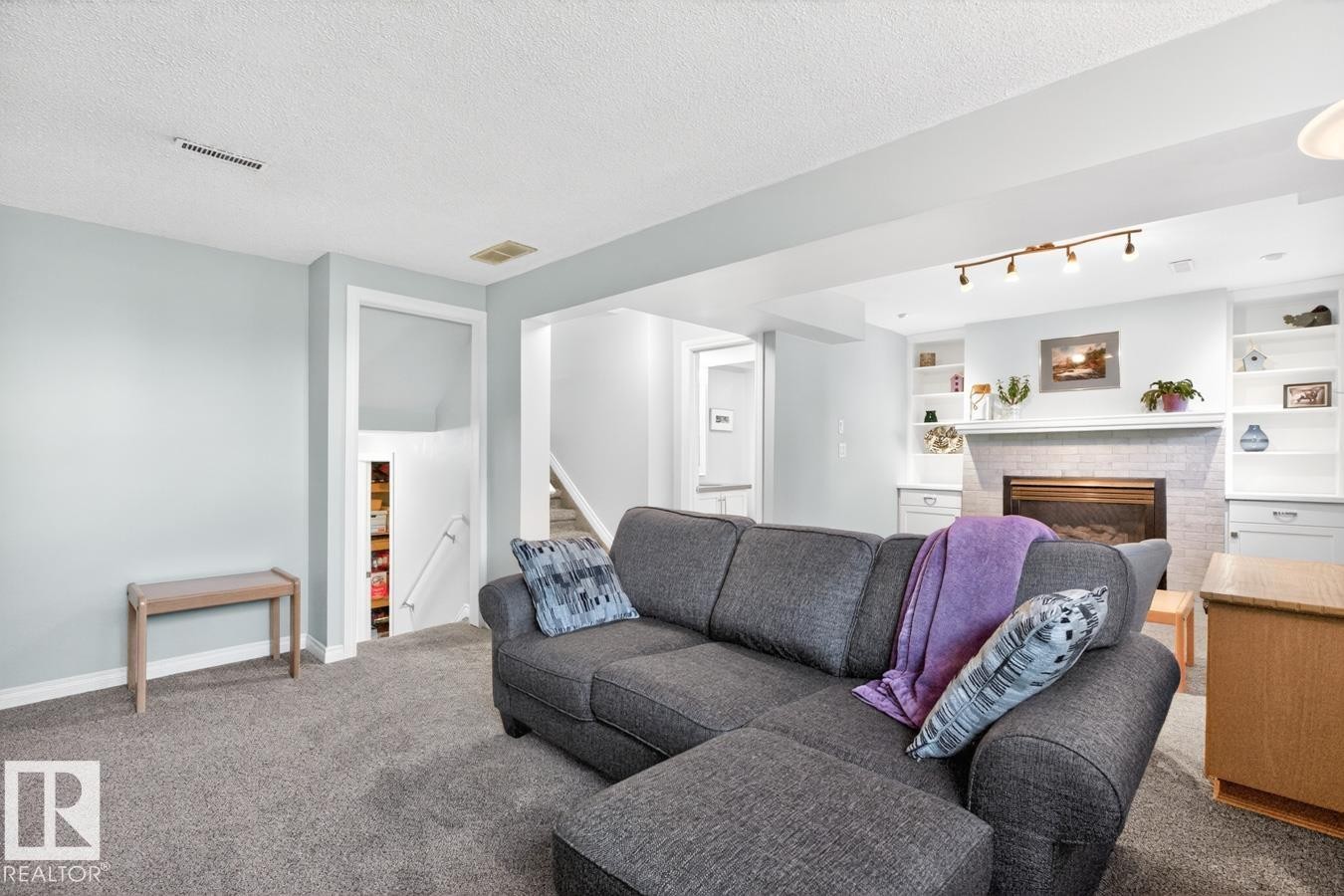 152 Warwick Road, Edmonton, AB