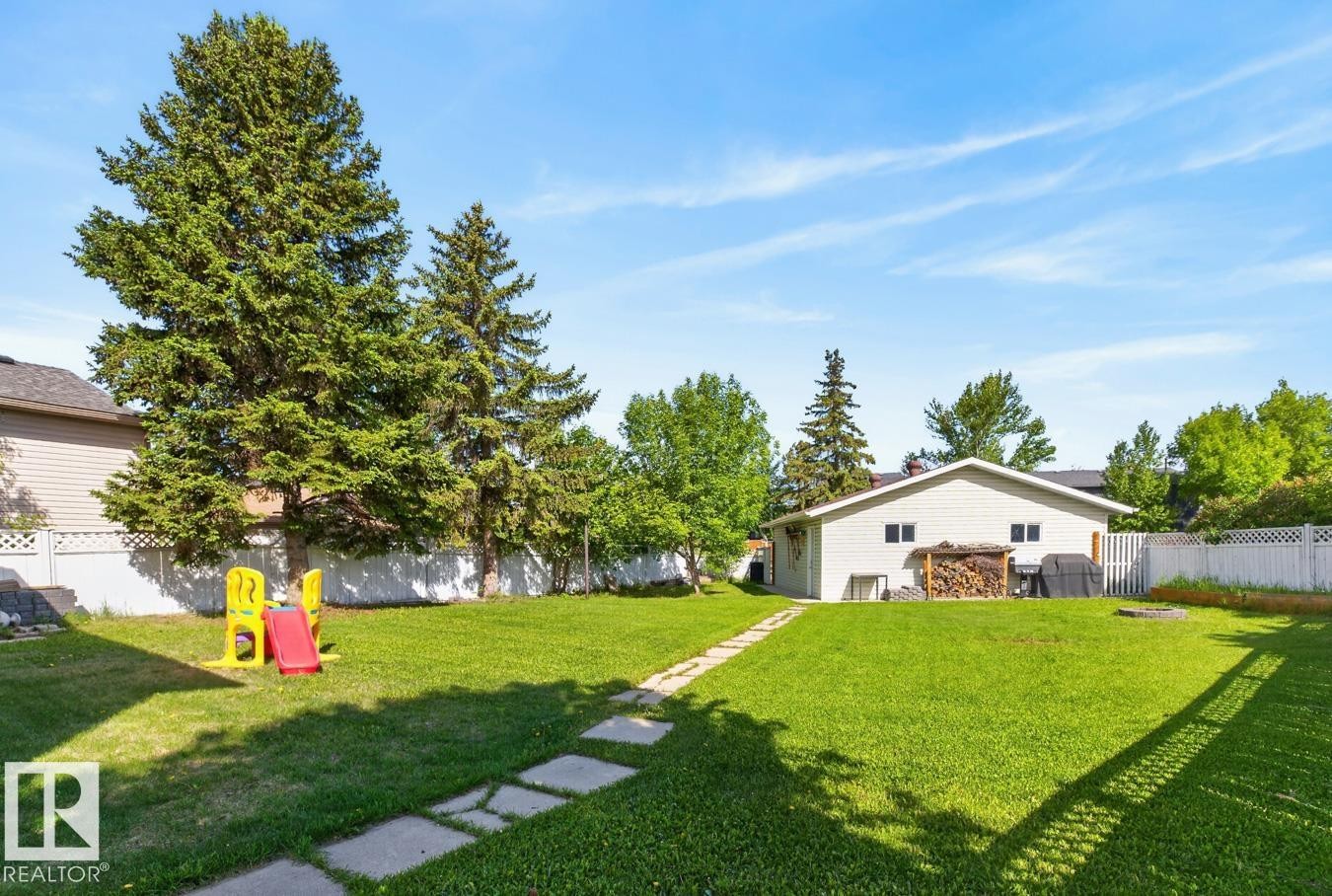 152 Warwick Road, Edmonton, AB