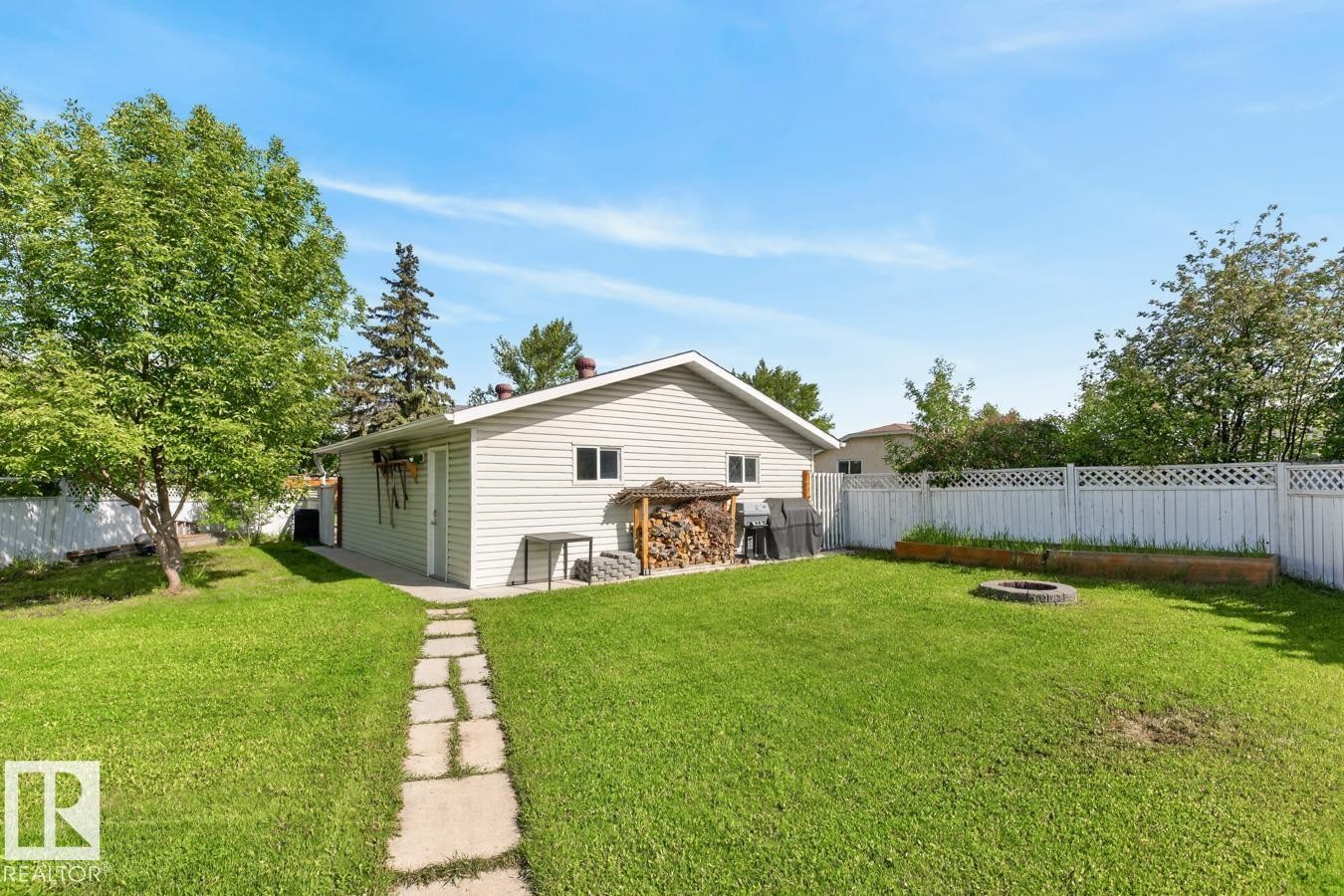 152 Warwick Road, Edmonton, AB