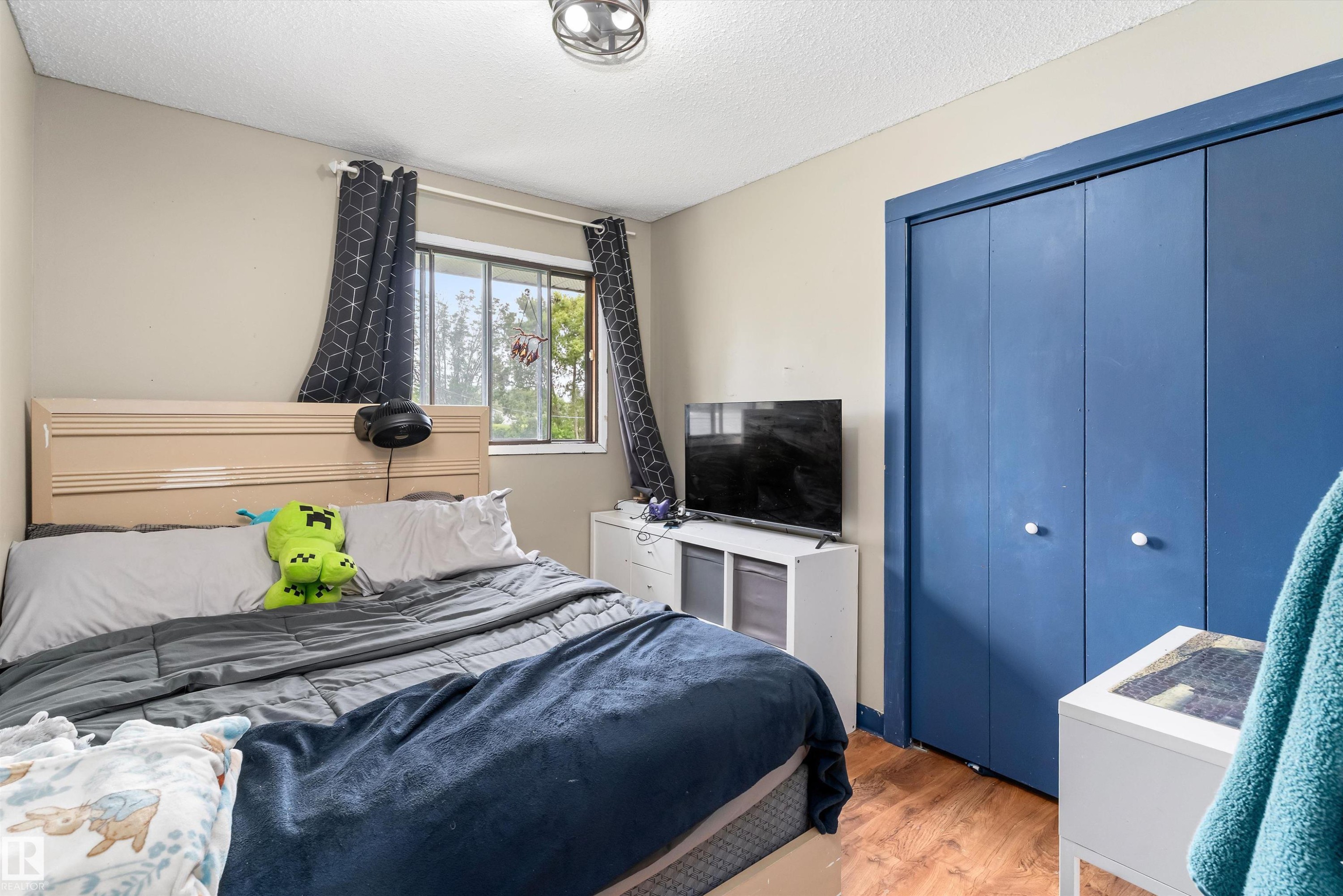 14 2 Avenue, Hay Lakes, AB - Indoor Photo Showing Bedroom