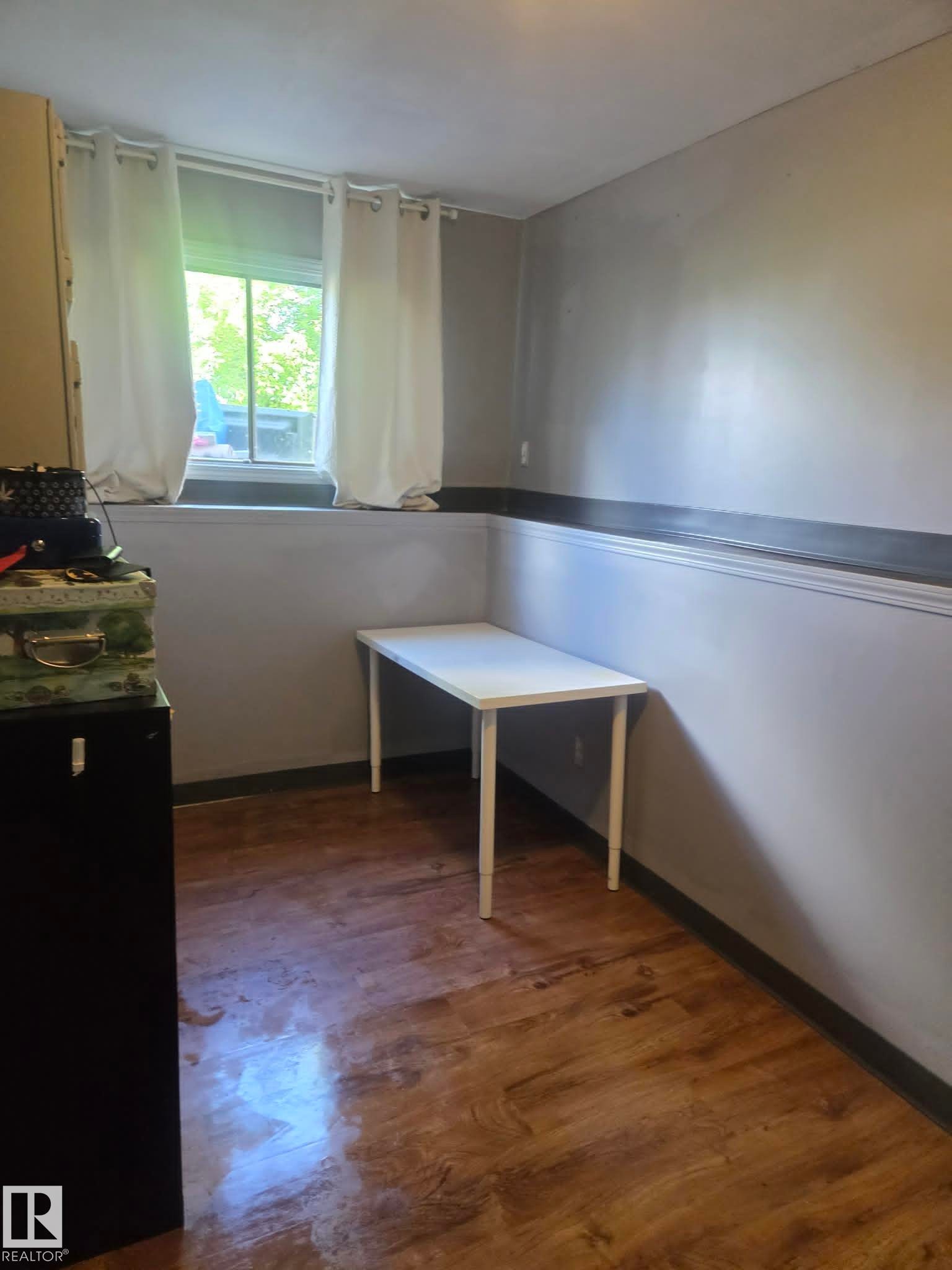 14 2 Avenue, Hay Lakes, AB - Indoor Photo Showing Other Room