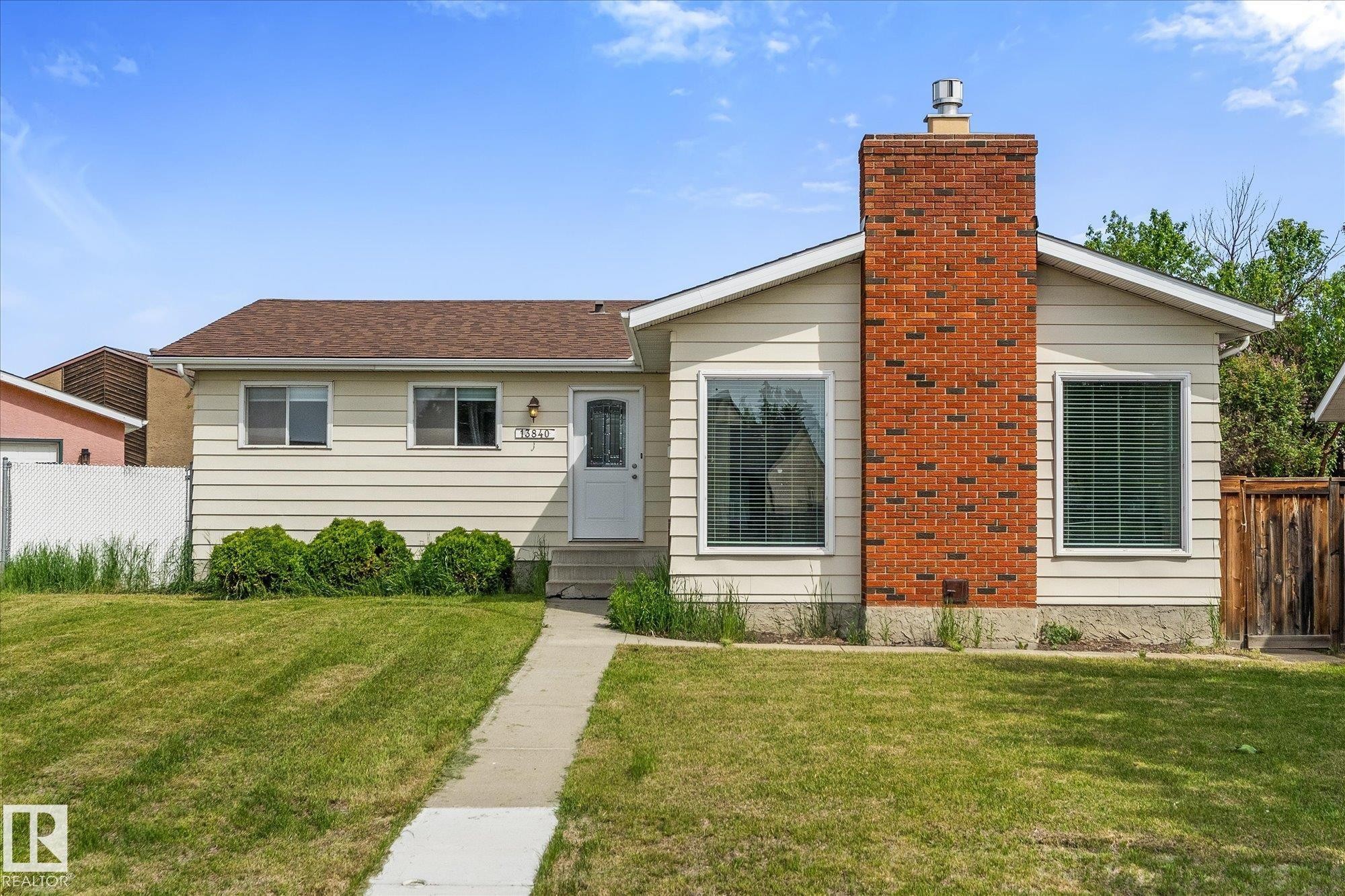 13840 30 Street, Edmonton, AB